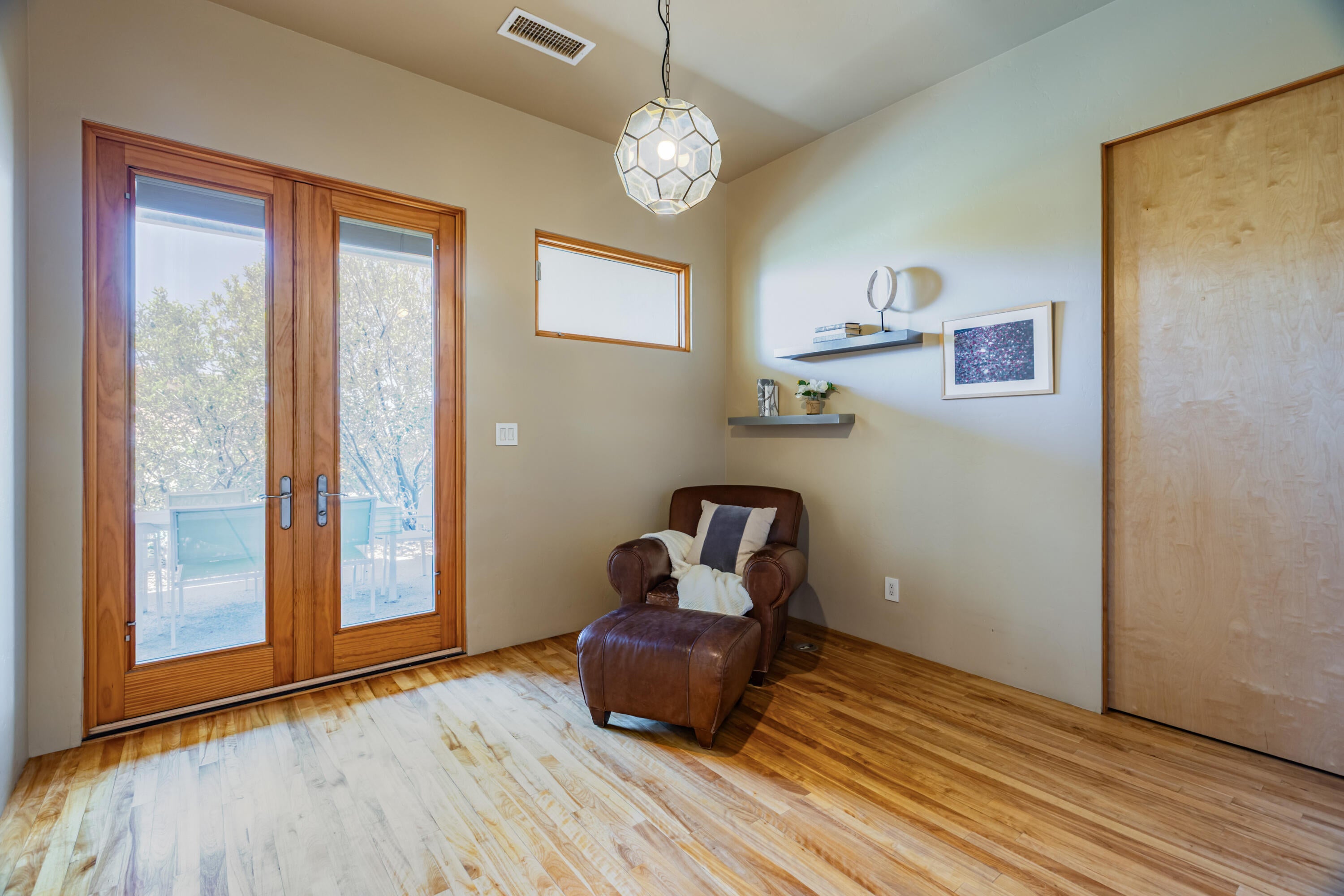 Albuquerque, New Mexico, 87122, United States, 5 Bedrooms Bedrooms, ,4 BathroomsBathrooms,Residential,Active,2044982