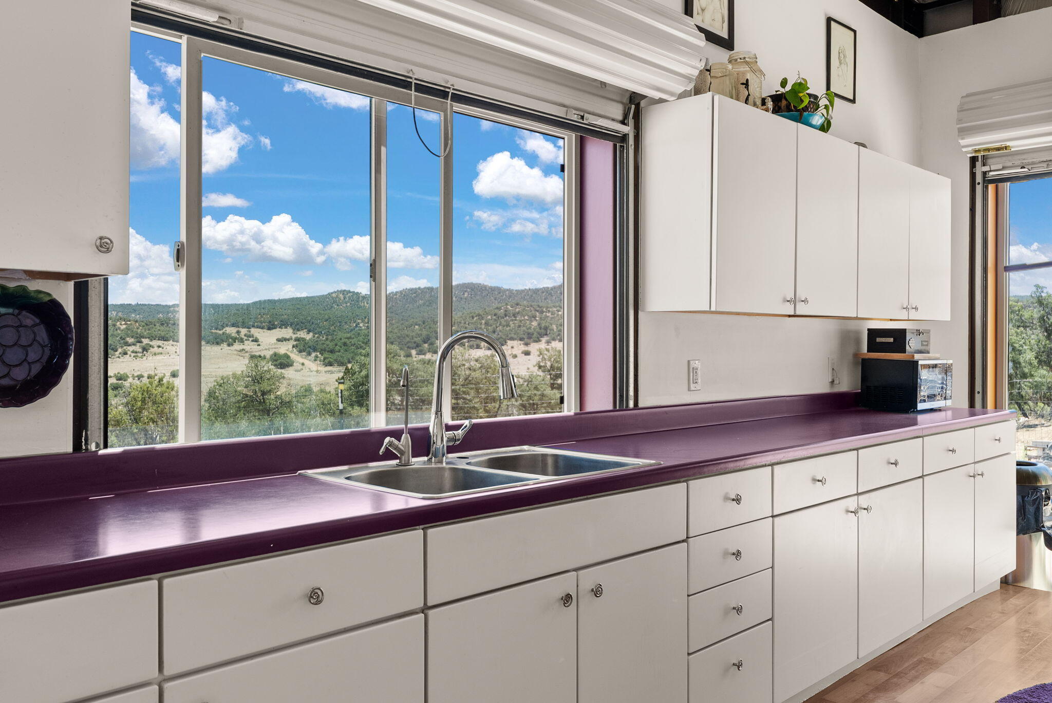 Pie Town, New Mexico, 87827, United States, 5 Bedrooms Bedrooms, ,3 BathroomsBathrooms,Residential,Active,1863330