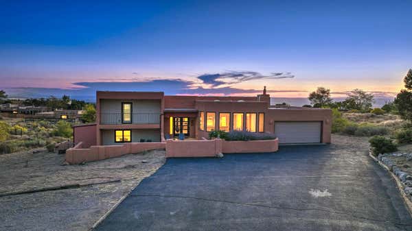 657 ROADRUNNER LN NE, ALBUQUERQUE, NM 87122 - Image 1