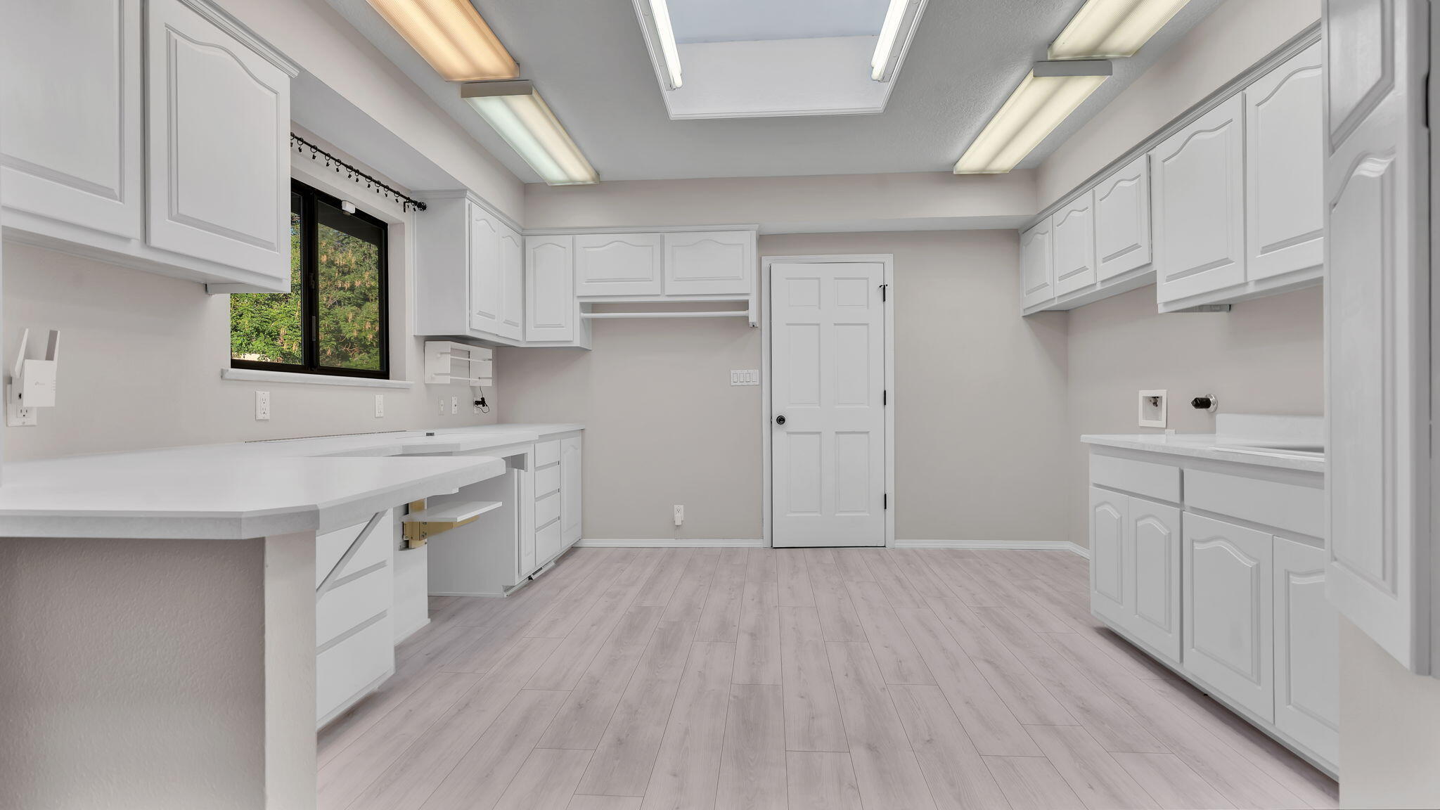 Albuquerque, New Mexico, 87111, United States, 4 Bedrooms Bedrooms, ,3 BathroomsBathrooms,Residential,Active,1965790