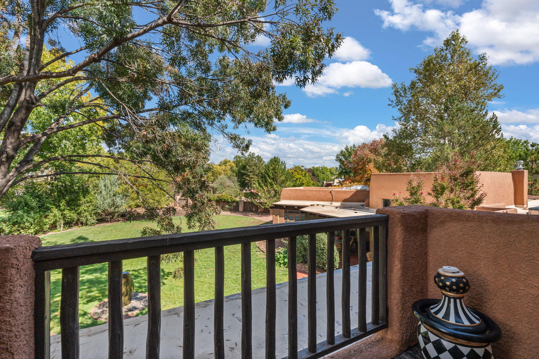 Los Ranchos, New Mexico, 87107, United States, 4 Bedrooms Bedrooms, ,6 BathroomsBathrooms,Residential,Active,1965830