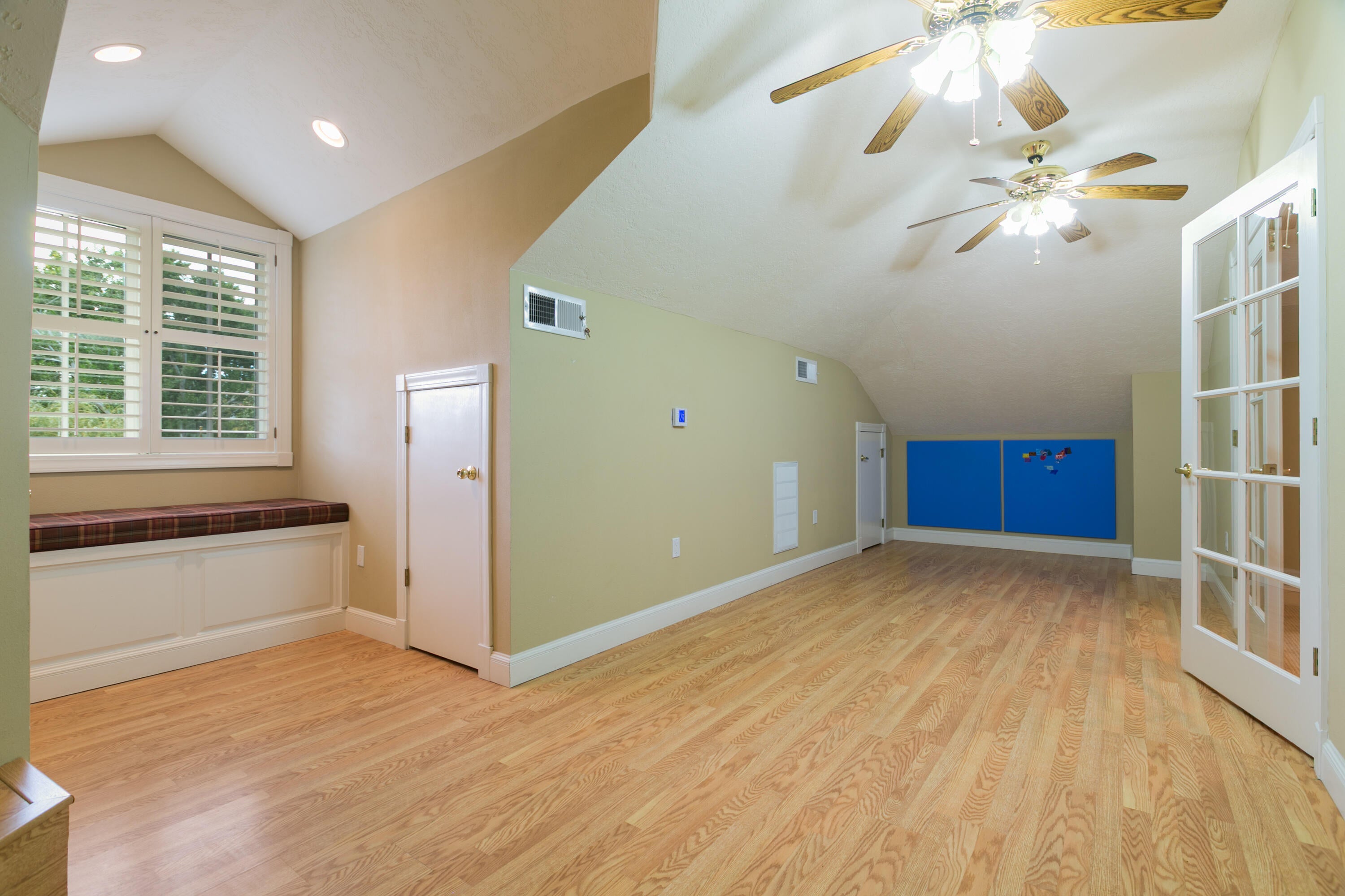 Los Ranchos, New Mexico, 87107, United States, 5 Bedrooms Bedrooms, ,5 BathroomsBathrooms,Residential,Active,1954307