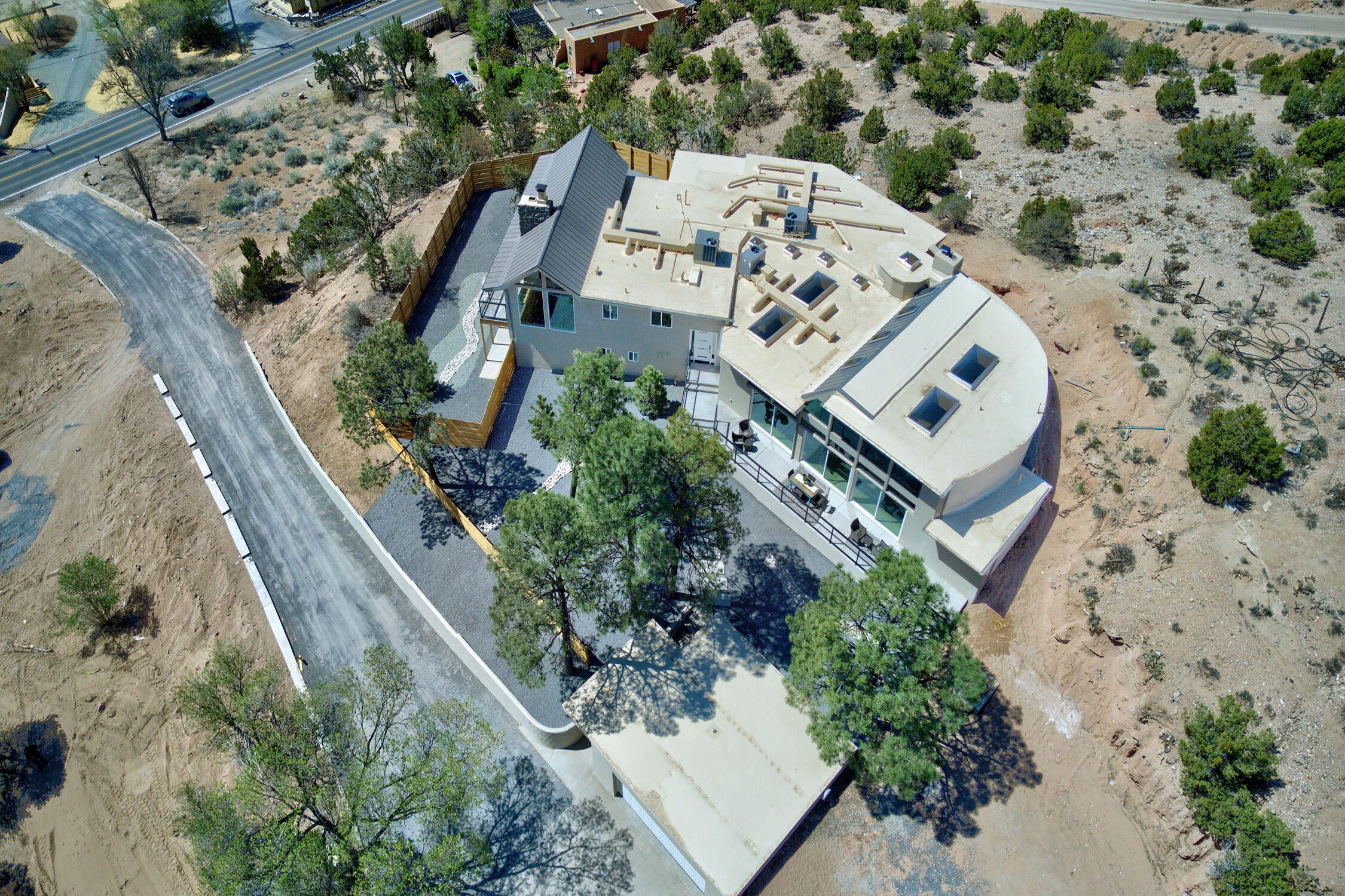 Santa Fe, New Mexico, 87507, United States, ,4 BathroomsBathrooms,Residential,Active,1780385