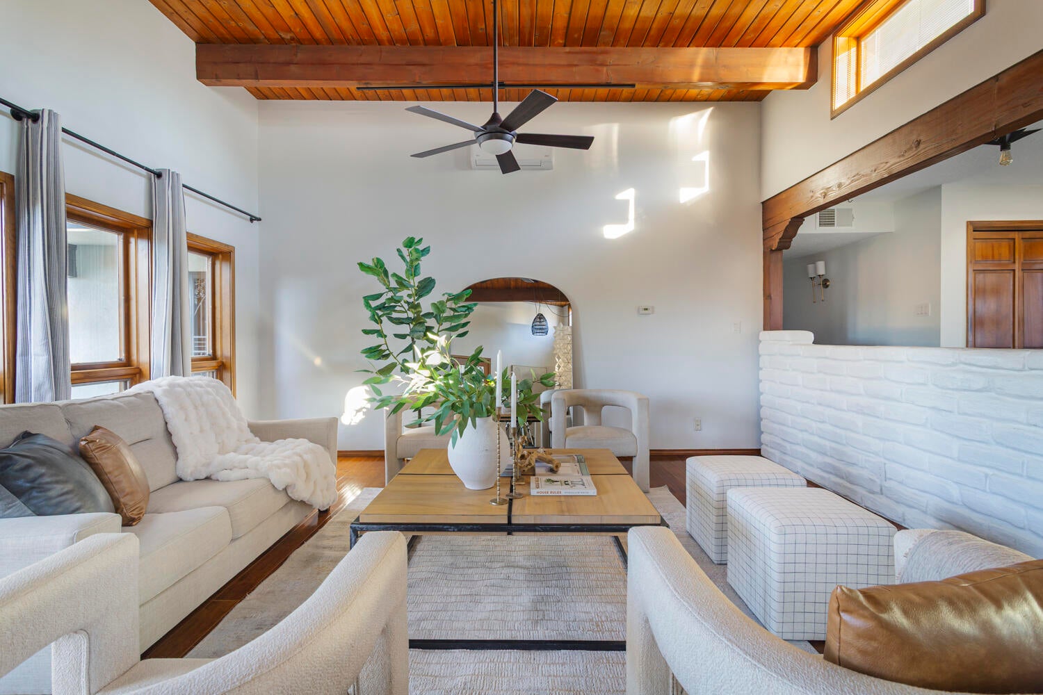 Albuquerque, New Mexico, 87107, United States, 4 Bedrooms Bedrooms, ,4 BathroomsBathrooms,Residential,Pending,2007350