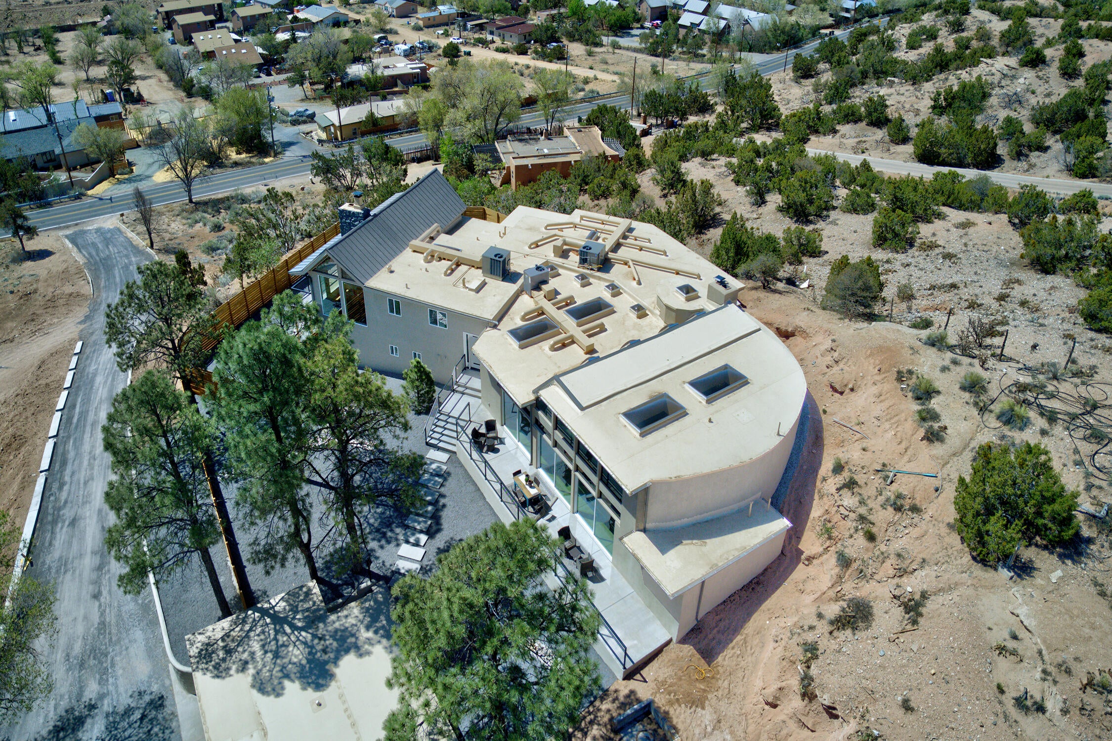 Santa Fe, New Mexico, 87507, United States, ,4 BathroomsBathrooms,Residential,Active,1780385