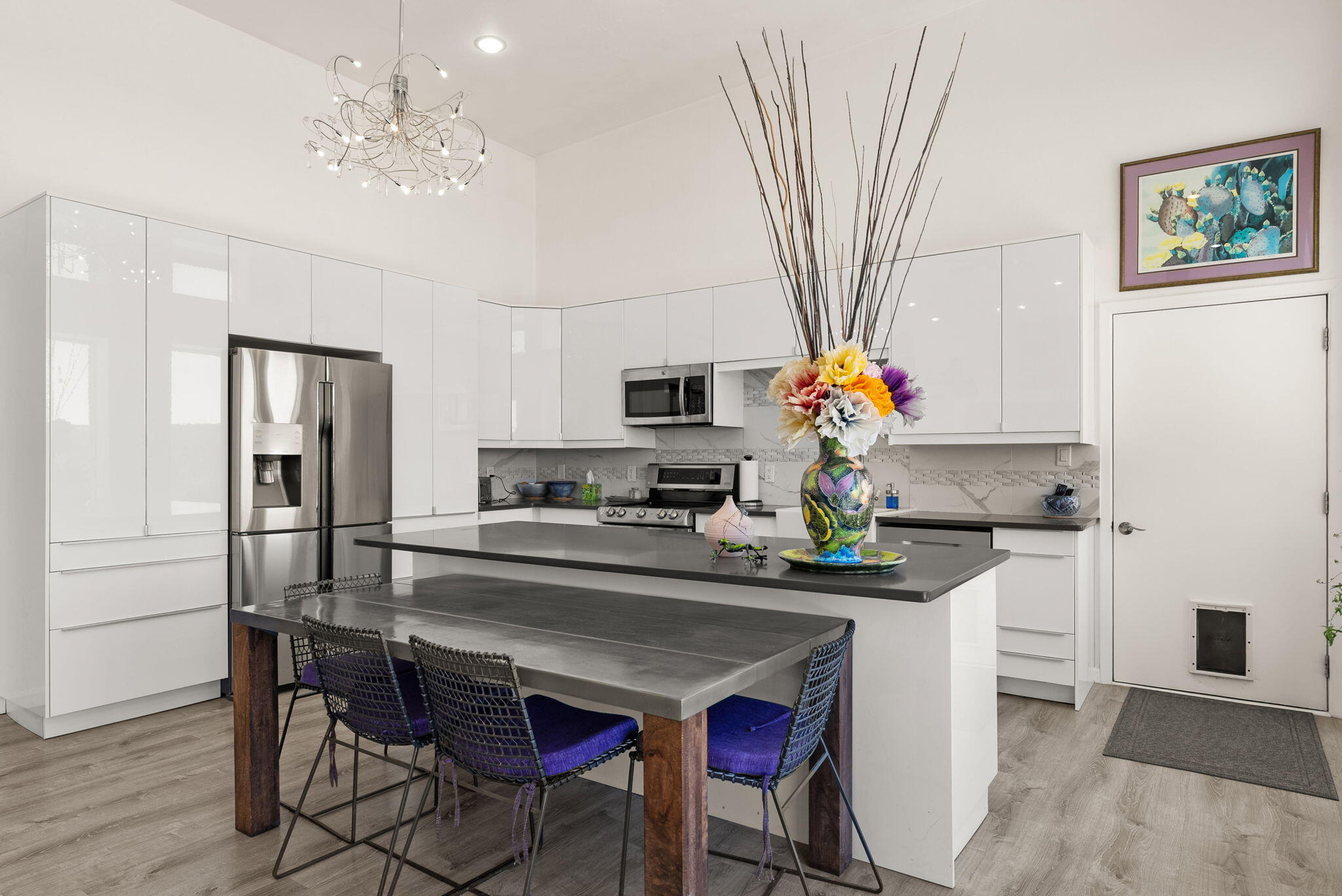 Pie Town, New Mexico, 87827, United States, 5 Bedrooms Bedrooms, ,3 BathroomsBathrooms,Residential,Active,1863330