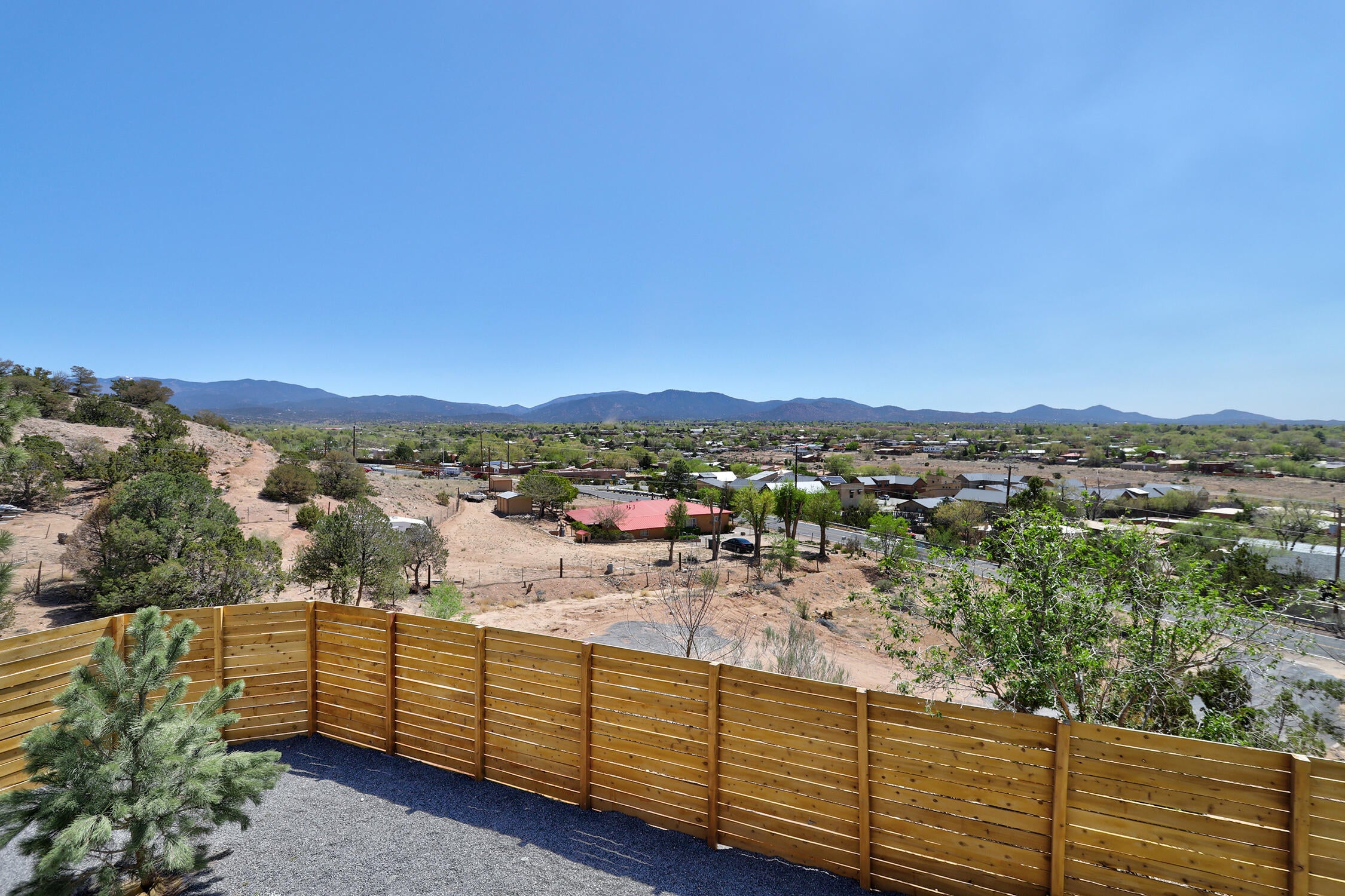 Santa Fe, New Mexico, 87507, United States, ,4 BathroomsBathrooms,Residential,Active,1780385