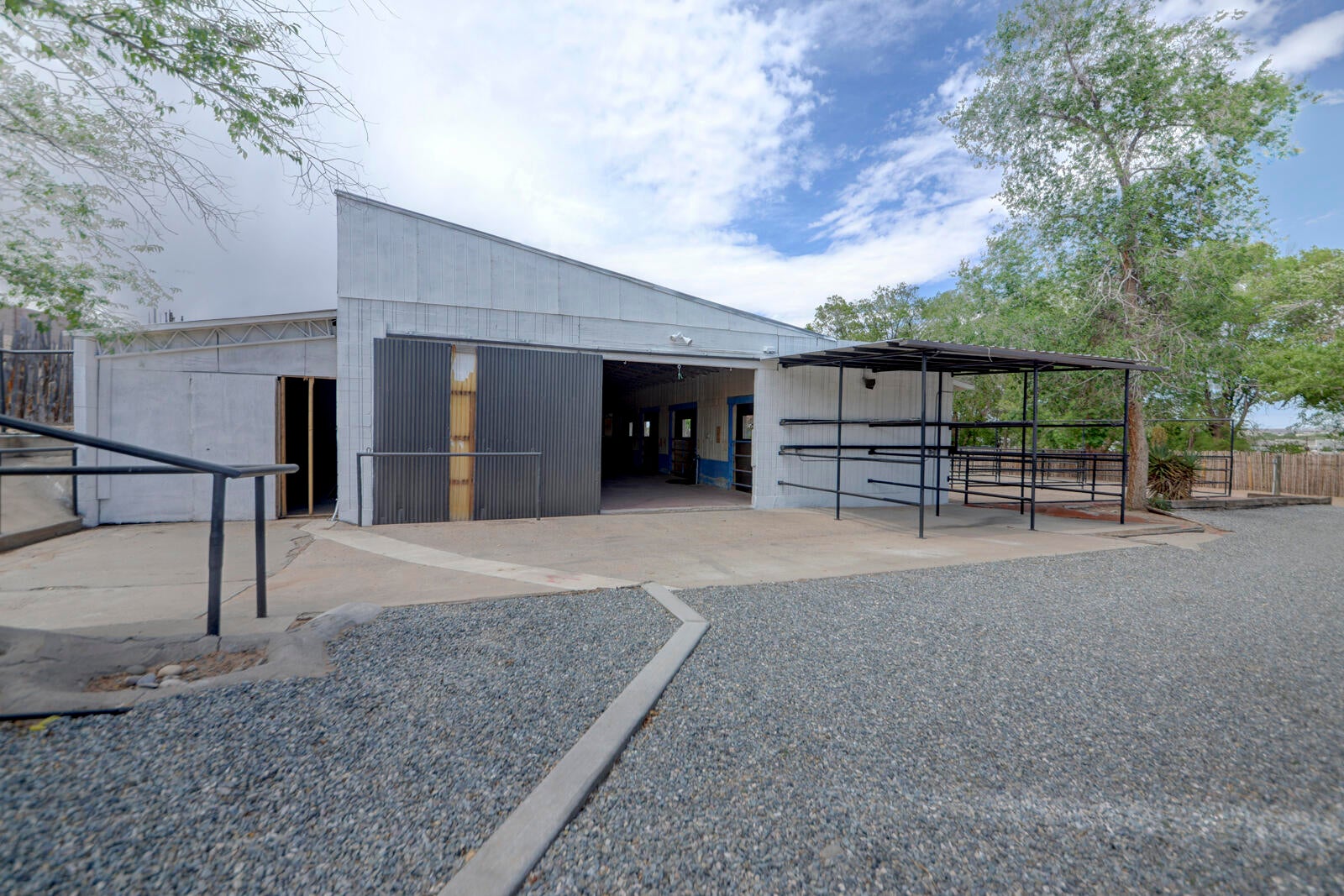 Albuquerque, New Mexico, 87113, United States, 4 Bedrooms Bedrooms, ,3 BathroomsBathrooms,Residential,Active,1824505