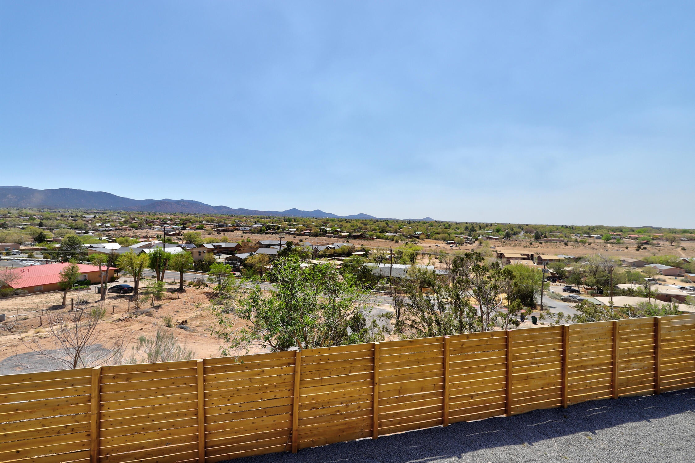 Santa Fe, New Mexico, 87507, United States, ,4 BathroomsBathrooms,Residential,Active,1780385