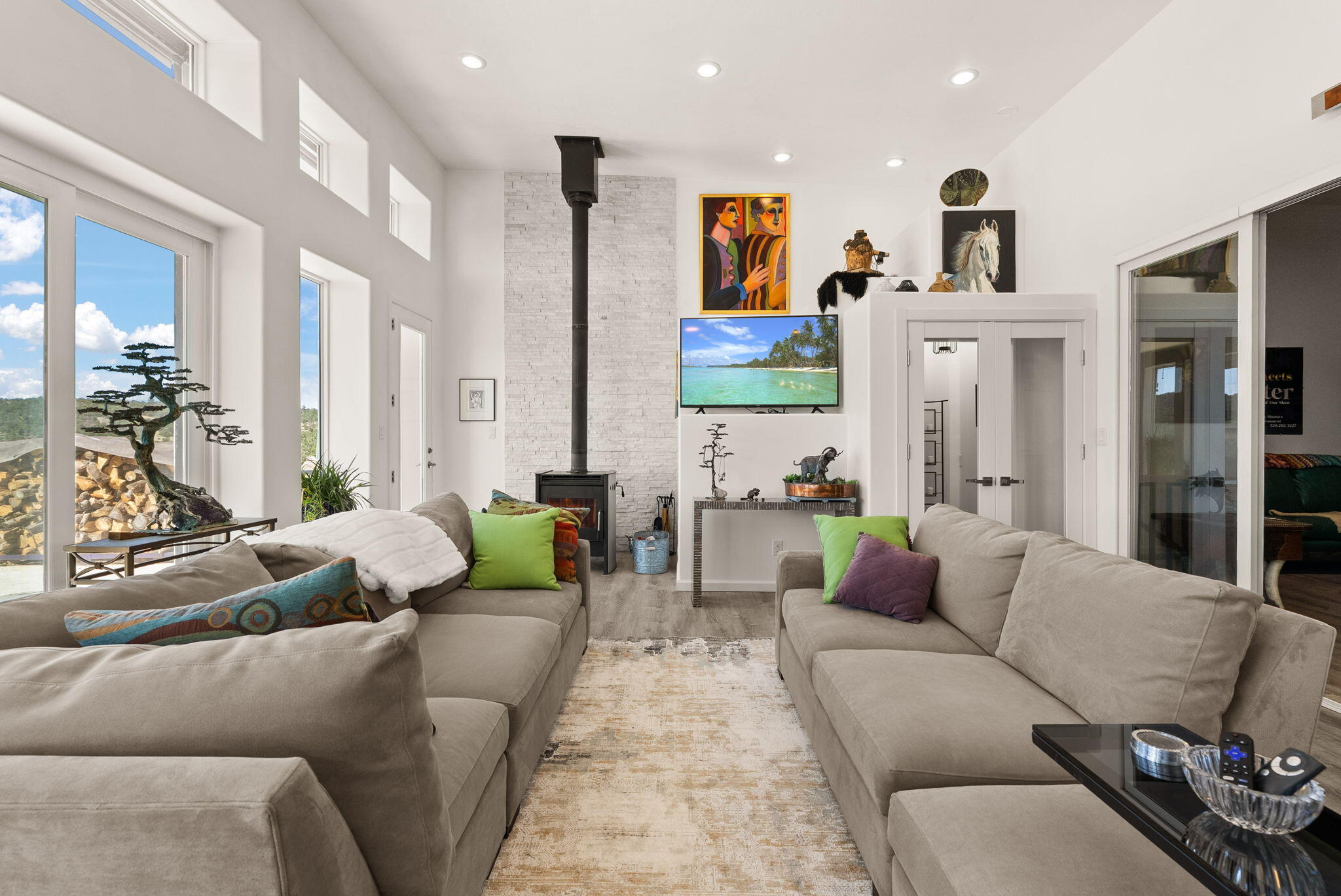 Pie Town, New Mexico, 87827, United States, 5 Bedrooms Bedrooms, ,3 BathroomsBathrooms,Residential,Active,1863330