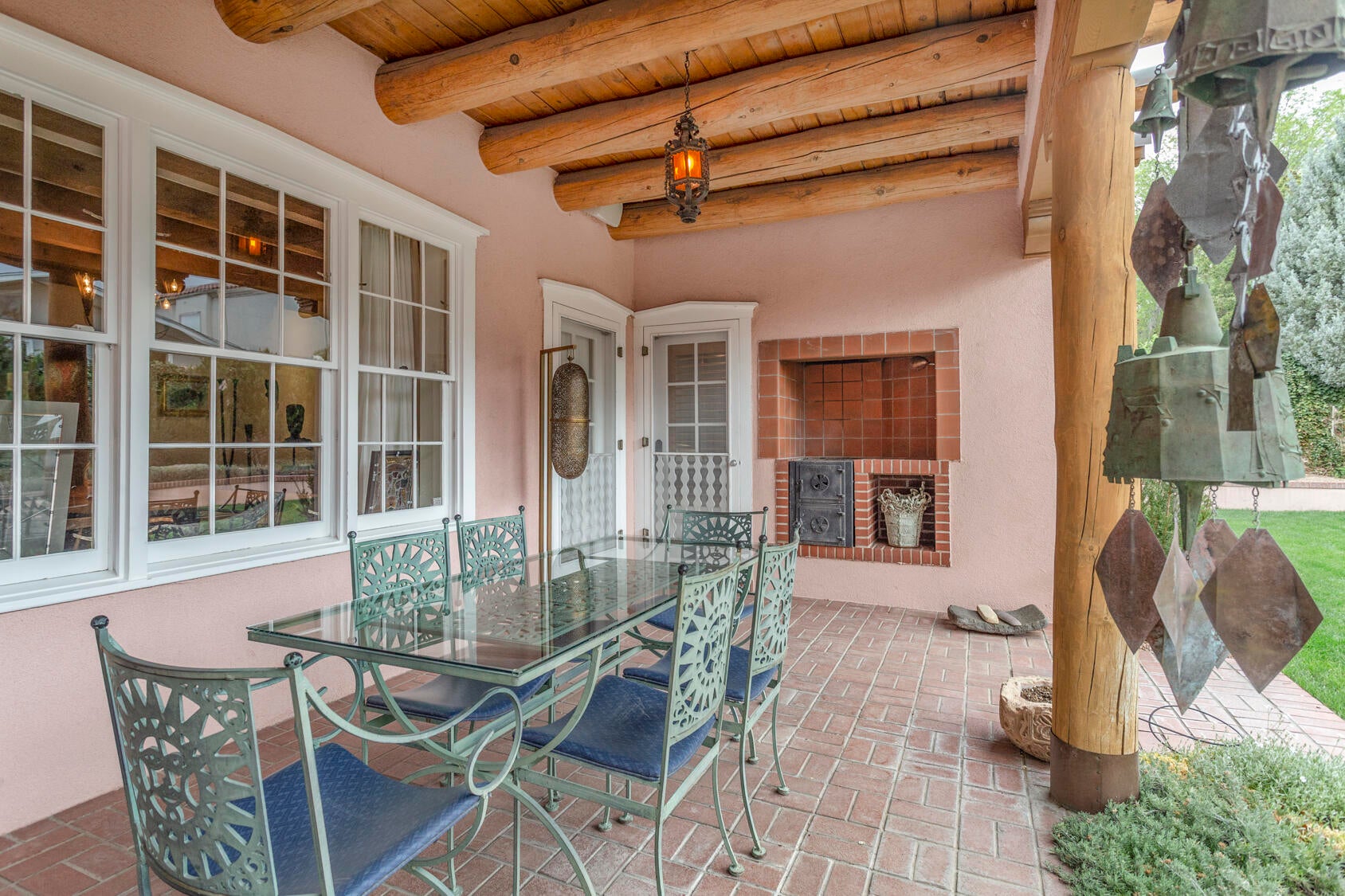 Albuquerque, New Mexico, 87110, United States, 4 Bedrooms Bedrooms, ,4 BathroomsBathrooms,Residential,Active,2034294