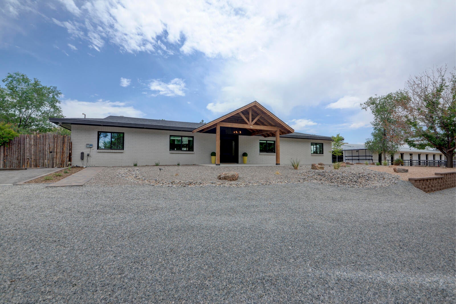 Albuquerque, New Mexico, 87113, United States, 4 Bedrooms Bedrooms, ,3 BathroomsBathrooms,Residential,Active,1824505