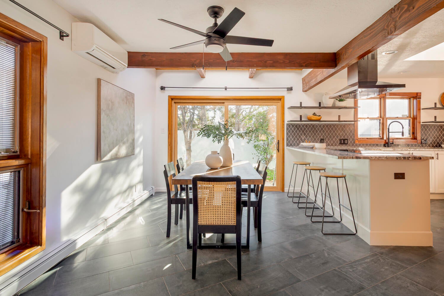 Albuquerque, New Mexico, 87107, United States, 4 Bedrooms Bedrooms, ,4 BathroomsBathrooms,Residential,Pending,2007350