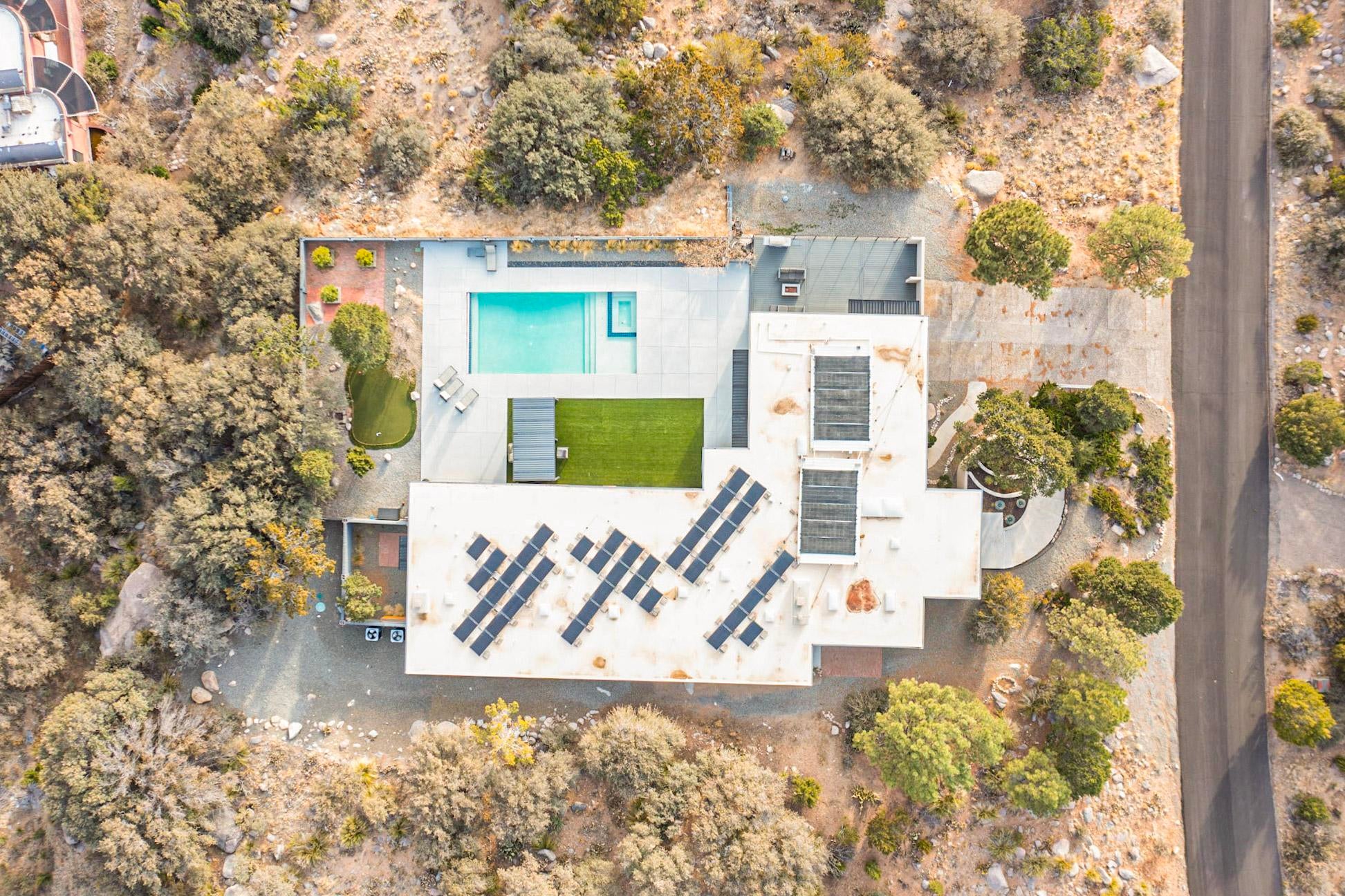 Albuquerque, New Mexico, 87122, United States, 4 Bedrooms Bedrooms, ,7 BathroomsBathrooms,Residential,Active,1970922