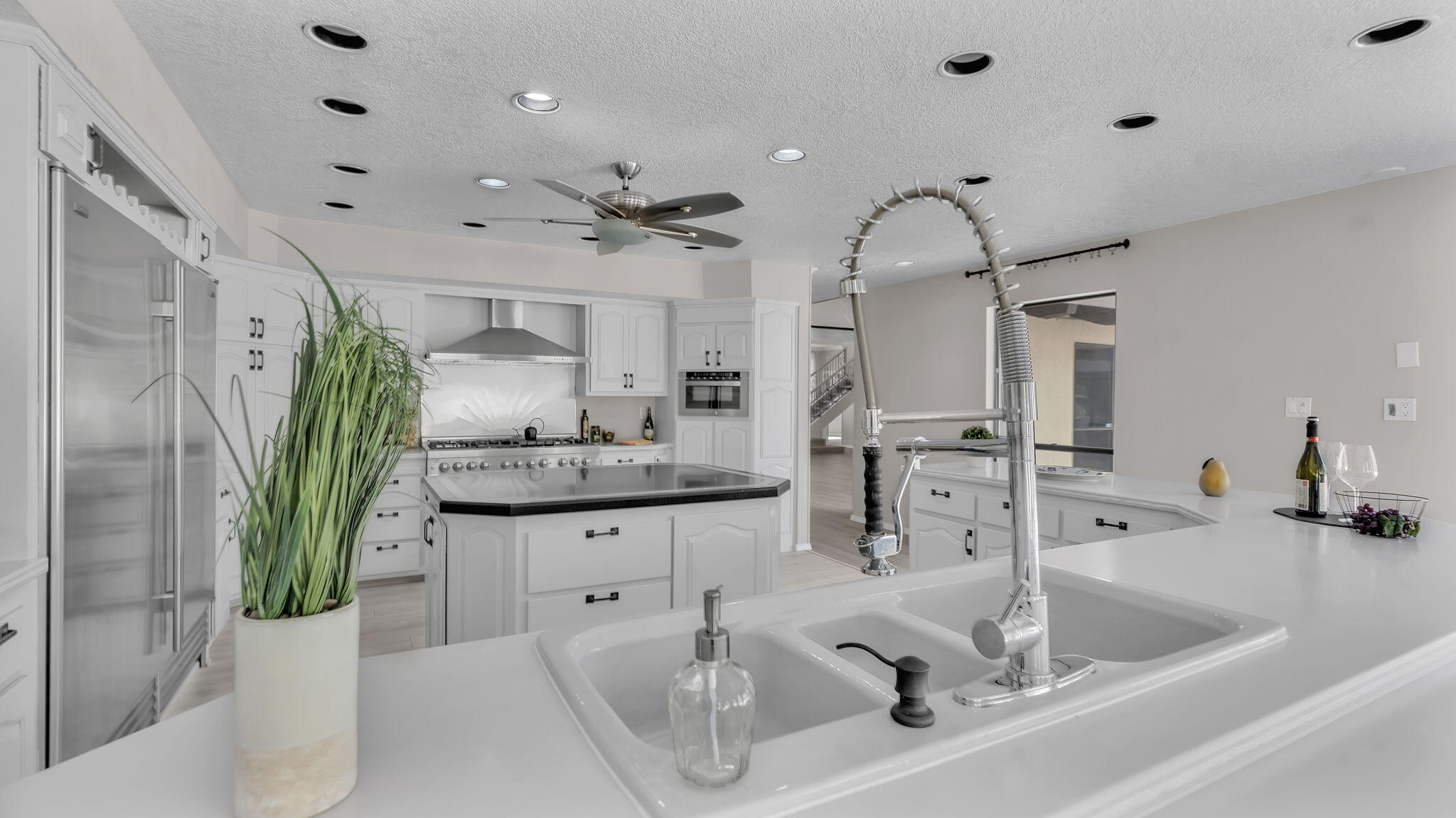 Albuquerque, New Mexico, 87111, United States, 4 Bedrooms Bedrooms, ,3 BathroomsBathrooms,Residential,Active,1965790