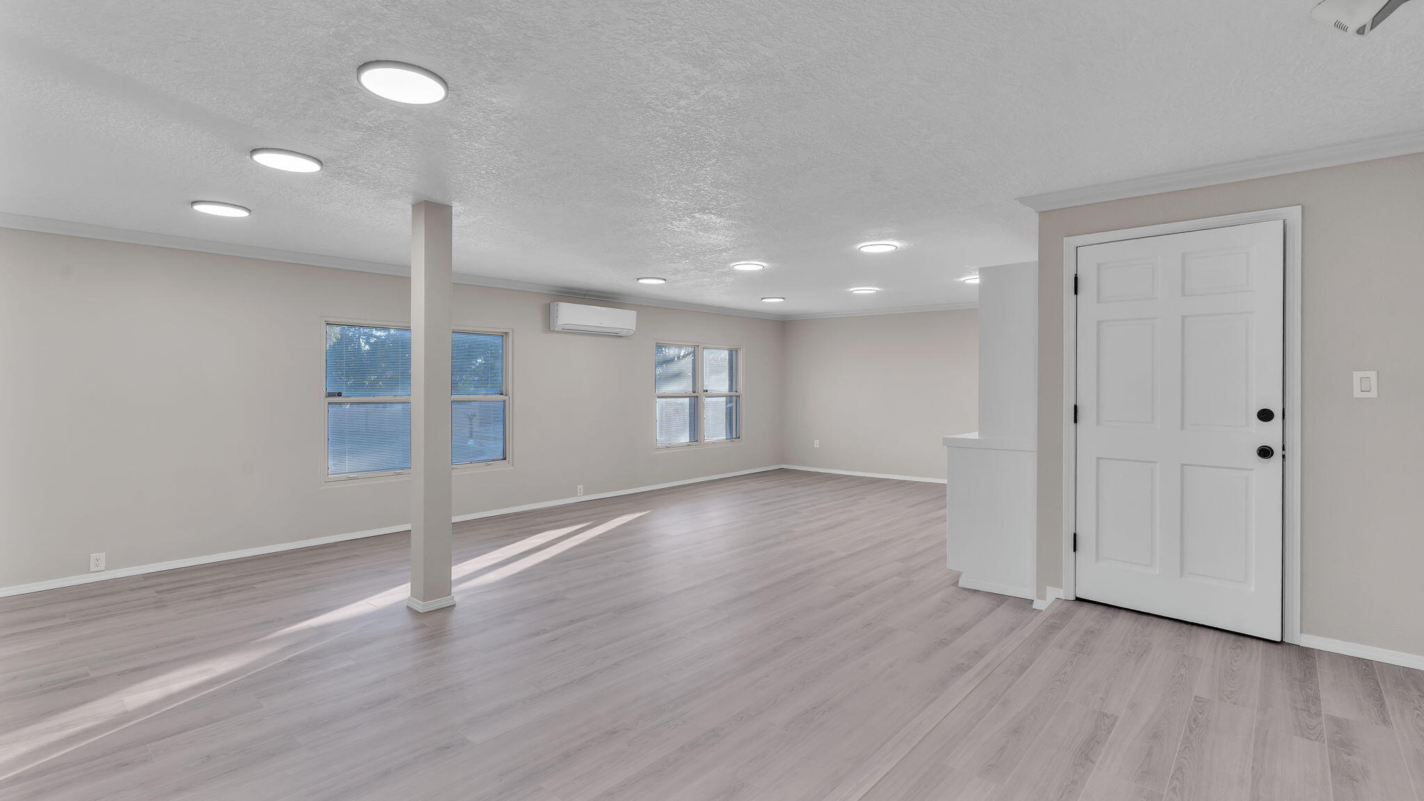 Albuquerque, New Mexico, 87111, United States, 4 Bedrooms Bedrooms, ,3 BathroomsBathrooms,Residential,Active,1965790