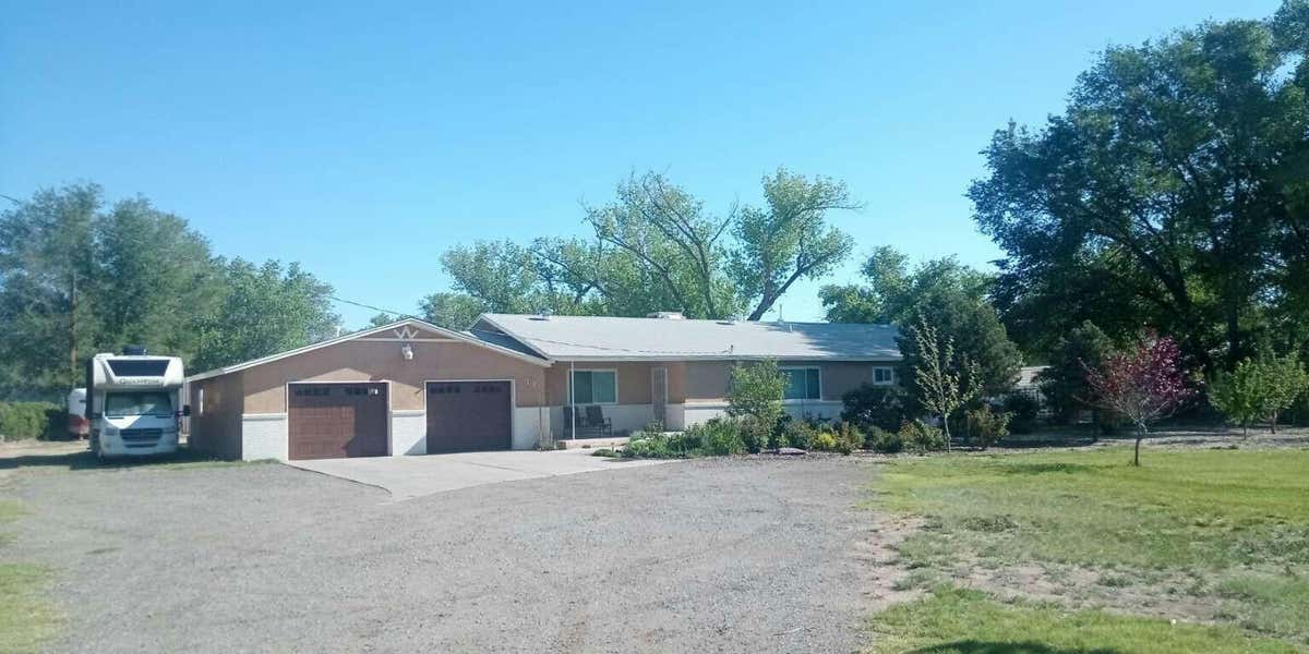 33 VALENCIA RD, PERALTA, NM 87042, photo 1 of 39