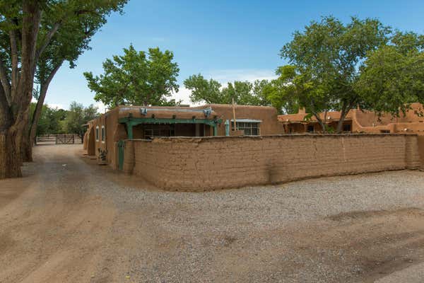 9813 GUADALUPE TRL NW, ALBUQUERQUE, NM 87114 - Image 1