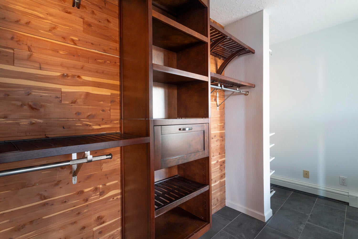 Albuquerque, New Mexico, 87107, United States, 4 Bedrooms Bedrooms, ,4 BathroomsBathrooms,Residential,Pending,2007350