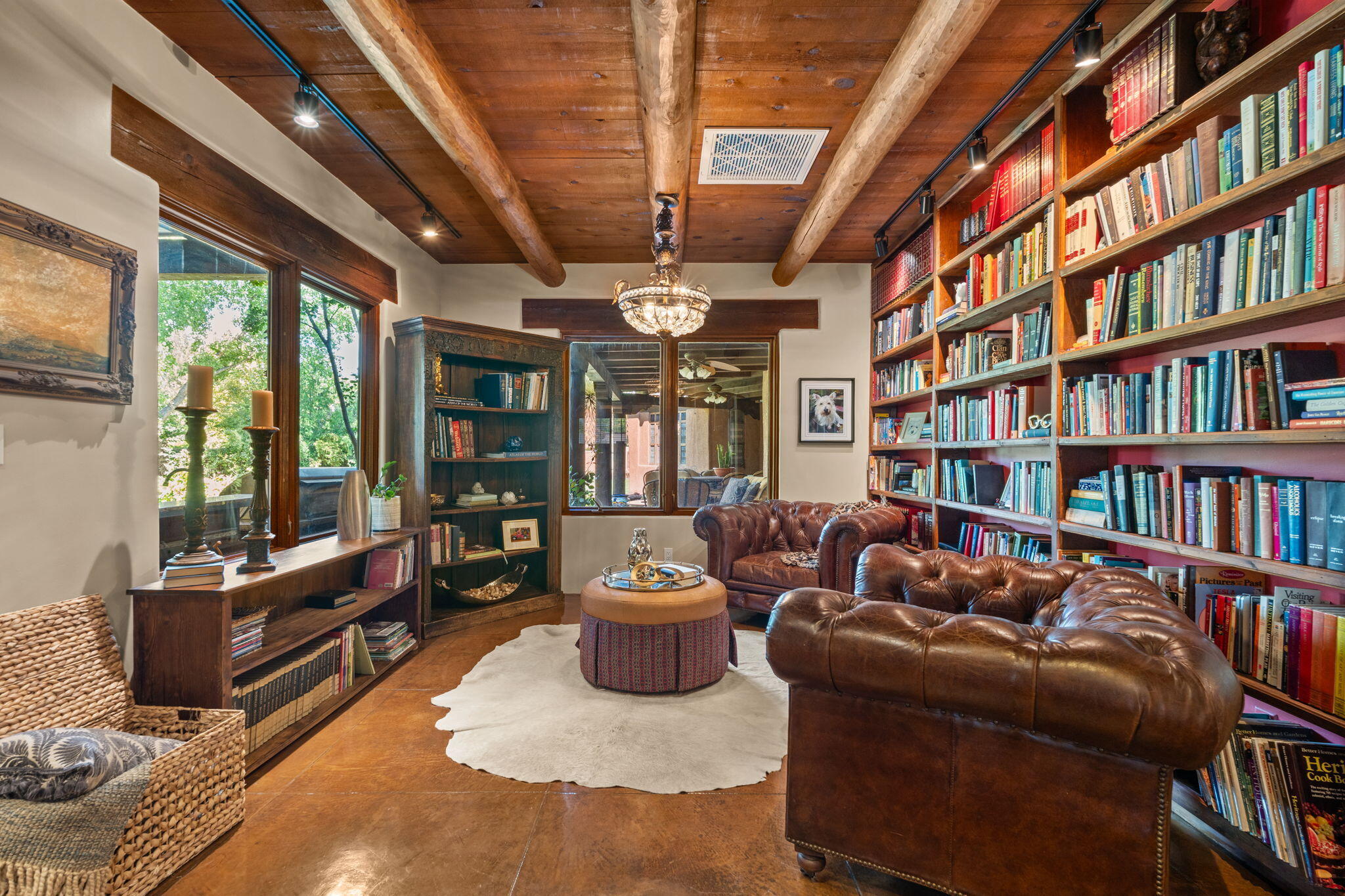 Los Ranchos, New Mexico, 87107, United States, 4 Bedrooms Bedrooms, ,6 BathroomsBathrooms,Residential,Active,1965830