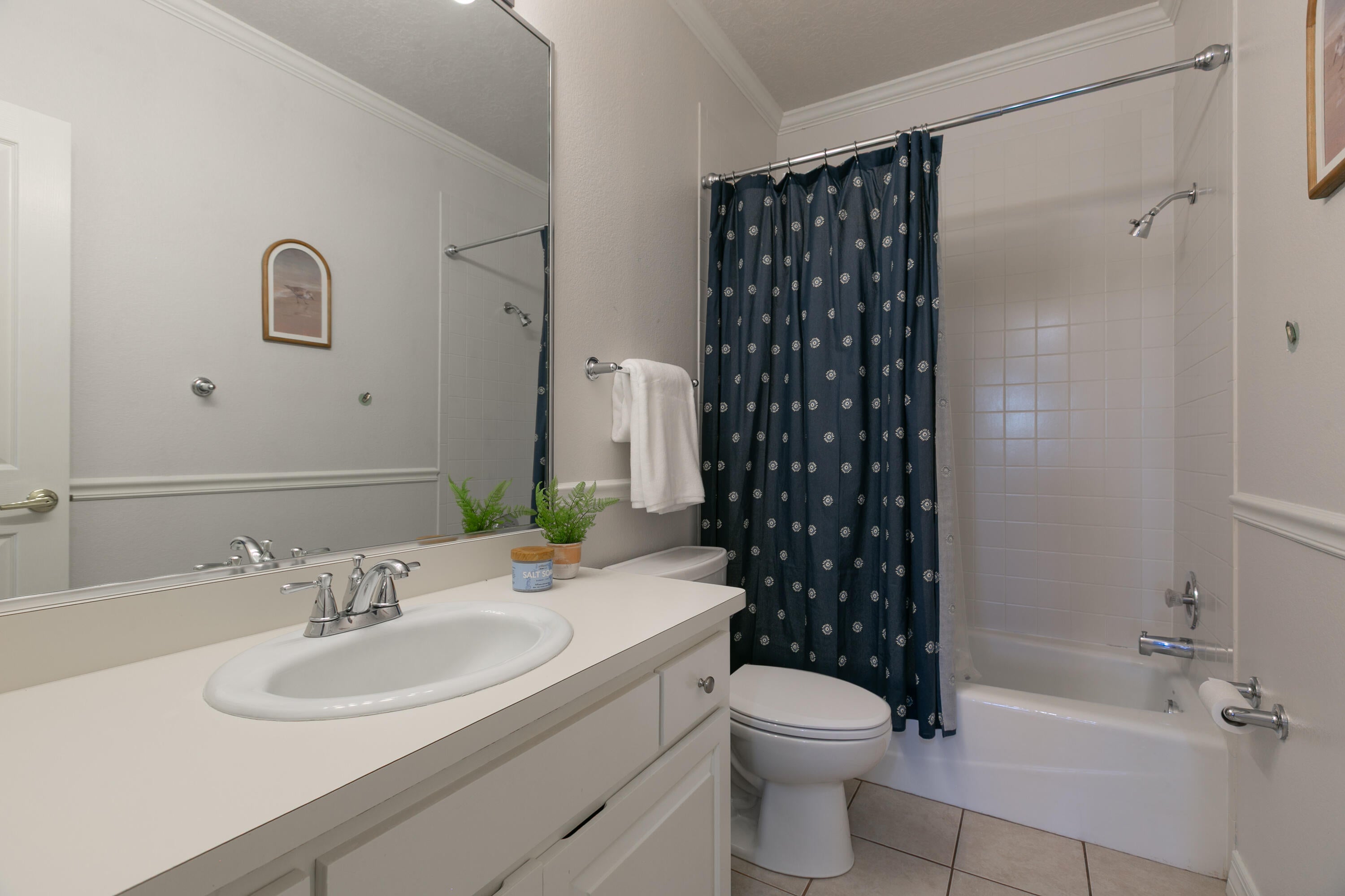 Los Ranchos, New Mexico, 87107, United States, 5 Bedrooms Bedrooms, ,5 BathroomsBathrooms,Residential,Active,1954307