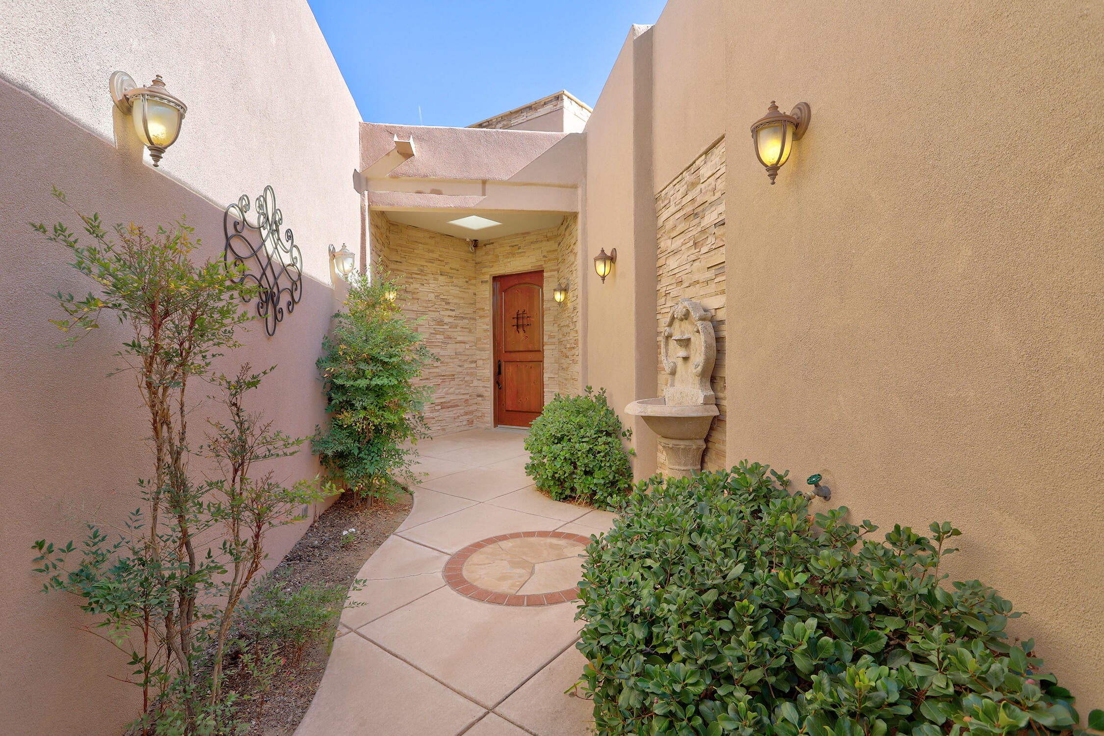 Albuquerque, New Mexico, 87120, United States, 3 Bedrooms Bedrooms, ,4 BathroomsBathrooms,Residential,Active,2001341