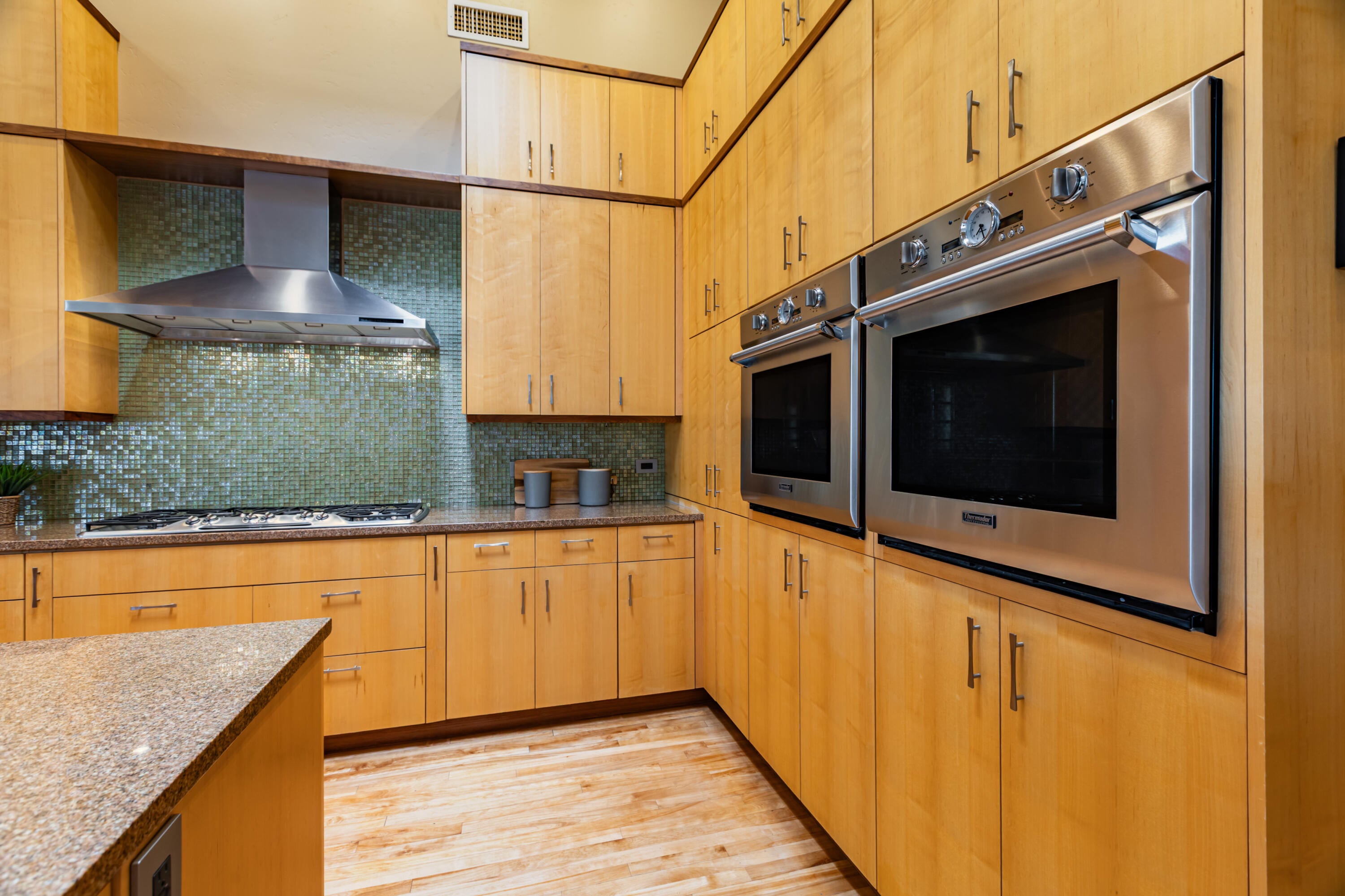 Albuquerque, New Mexico, 87122, United States, 5 Bedrooms Bedrooms, ,4 BathroomsBathrooms,Residential,Active,2044982