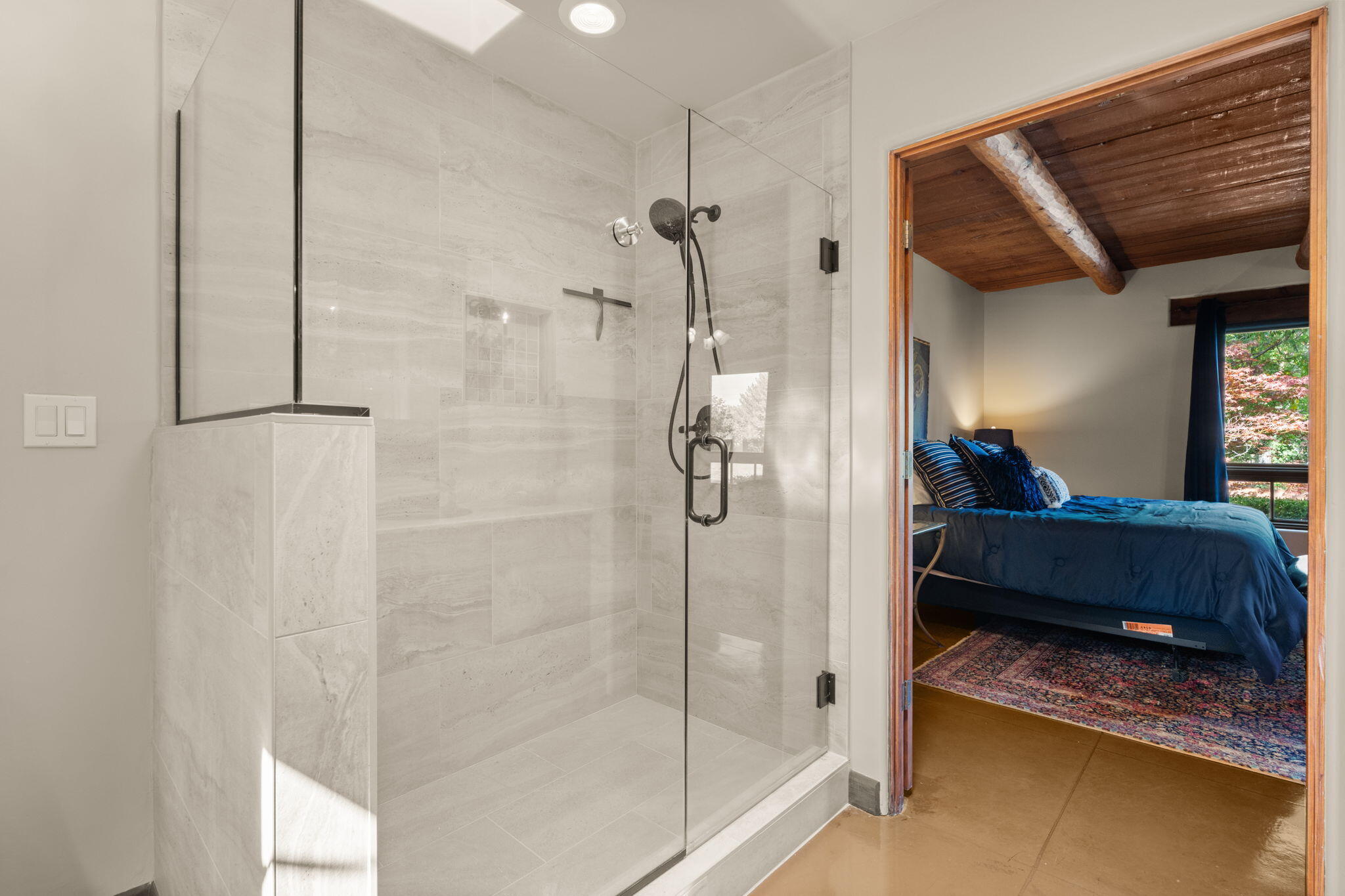 Los Ranchos, New Mexico, 87107, United States, 4 Bedrooms Bedrooms, ,6 BathroomsBathrooms,Residential,Active,1965830