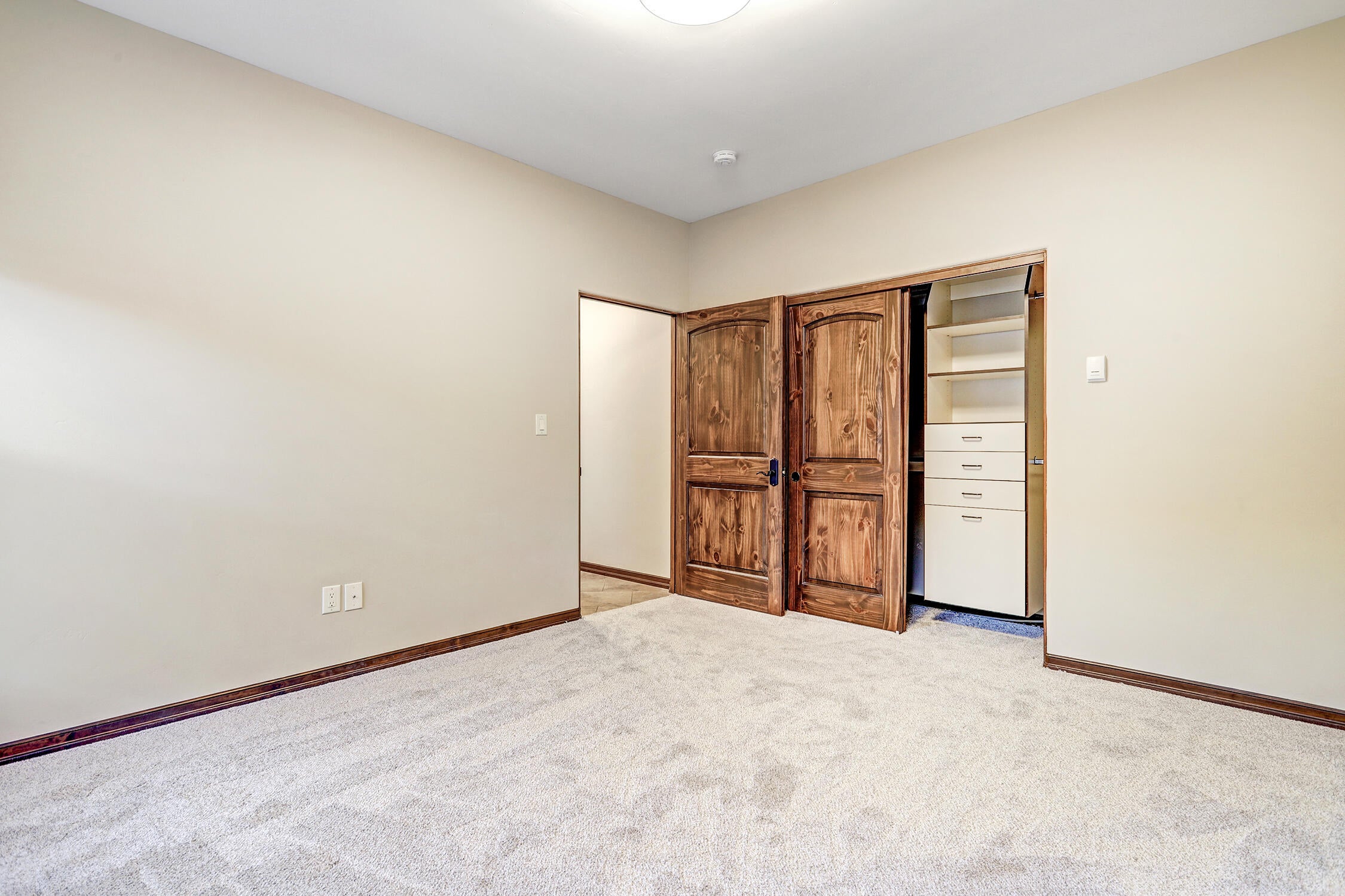 Albuquerque, New Mexico, 87120, United States, 3 Bedrooms Bedrooms, ,4 BathroomsBathrooms,Residential,Active,2001341