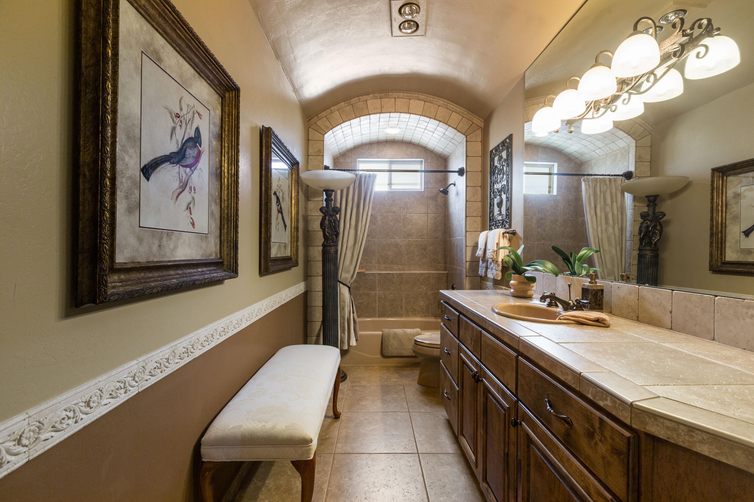 Albuquerque, New Mexico, 87111, United States, 3 Bedrooms Bedrooms, ,3 BathroomsBathrooms,Residential,Active,2042755