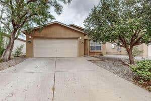 932 BLACKBIRD DR SW, ALBUQUERQUE, NM 87121 - Image 1