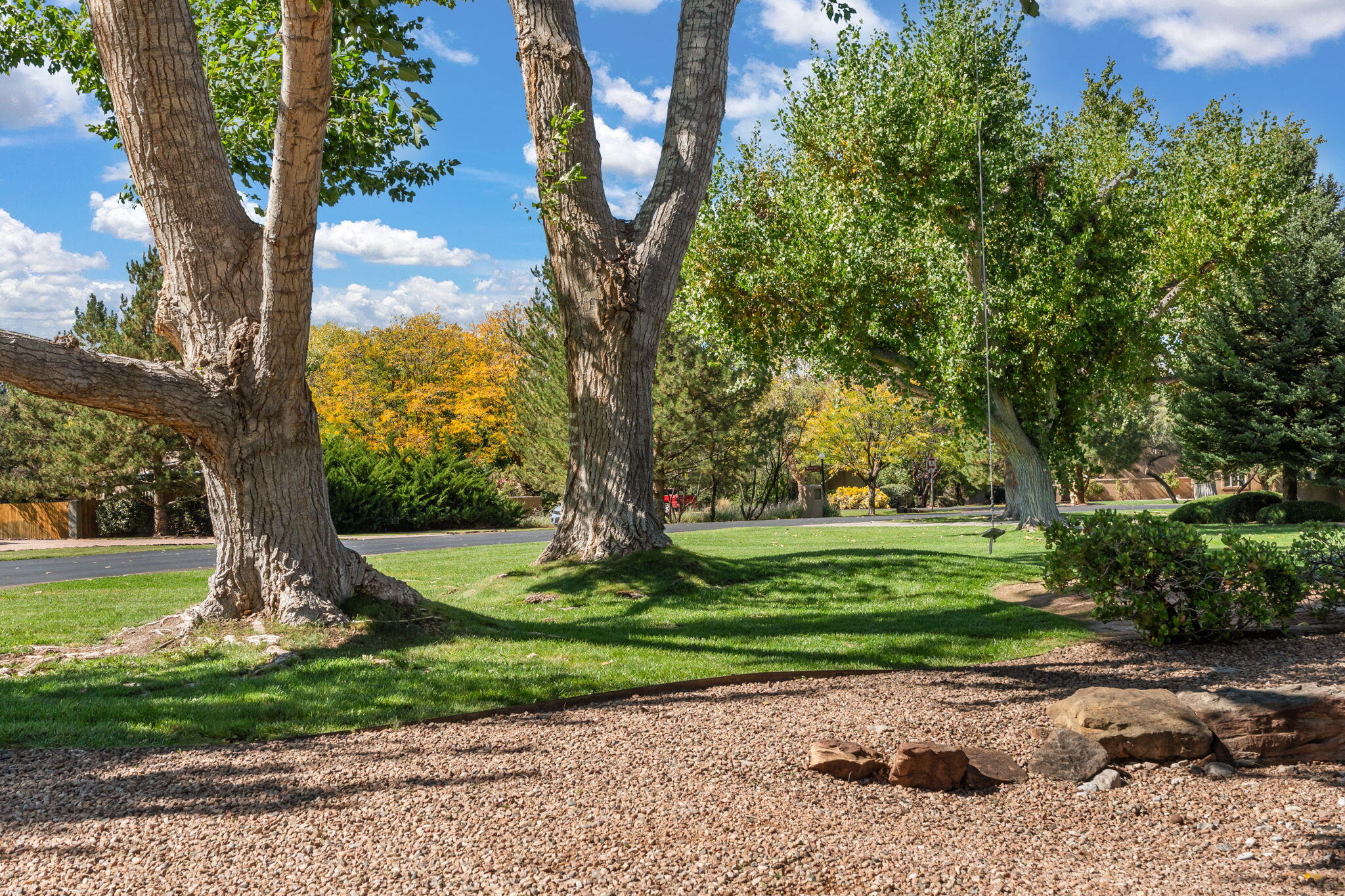 Los Ranchos, New Mexico, 87107, United States, 4 Bedrooms Bedrooms, ,6 BathroomsBathrooms,Residential,Active,1965830