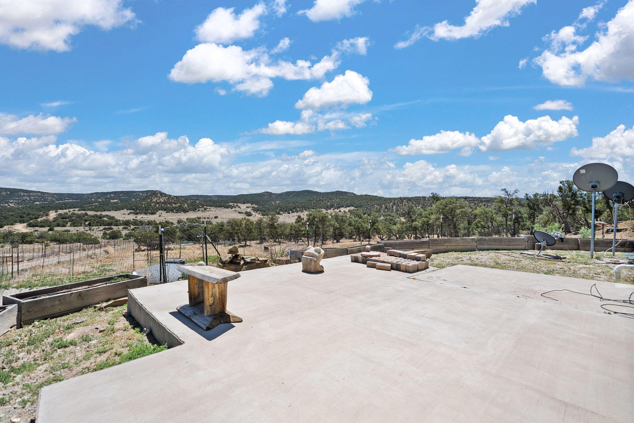 Pie Town, New Mexico, 87827, United States, 5 Bedrooms Bedrooms, ,3 BathroomsBathrooms,Residential,Active,1863330