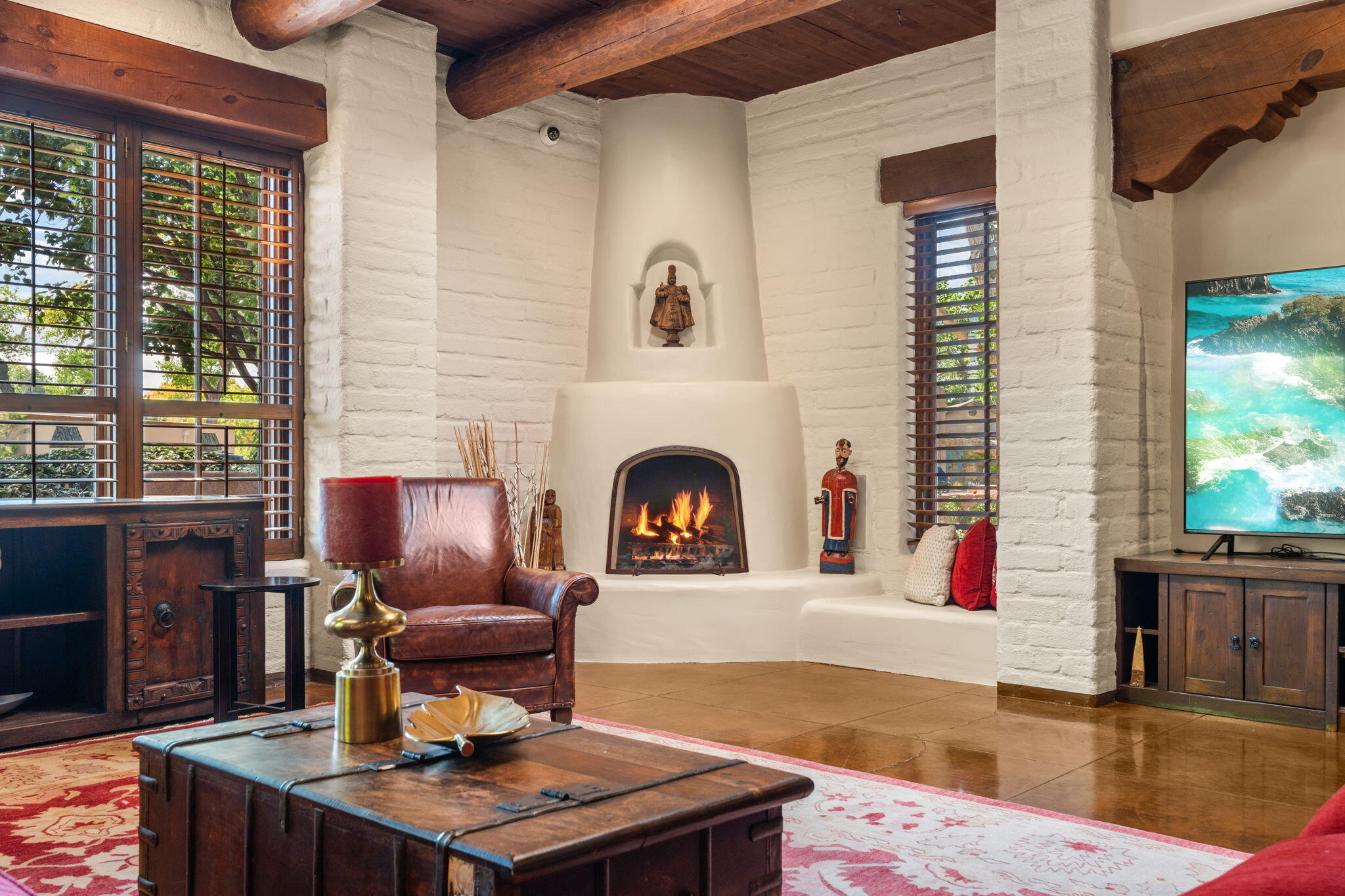 Los Ranchos, New Mexico, 87107, United States, 4 Bedrooms Bedrooms, ,6 BathroomsBathrooms,Residential,Active,1965830