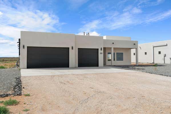 2025 EUCALYPTUS RD NE, RIO RANCHO, NM 87144, photo 3 of 52