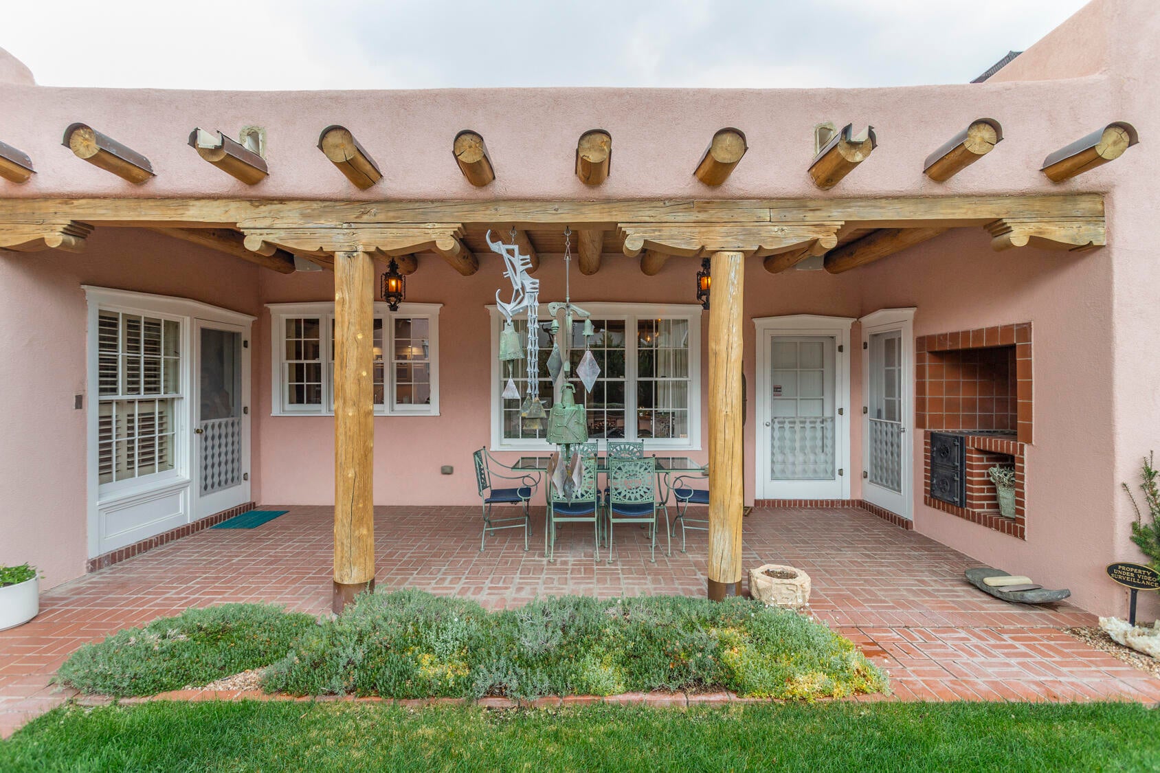 Albuquerque, New Mexico, 87110, United States, 4 Bedrooms Bedrooms, ,4 BathroomsBathrooms,Residential,Active,2034294