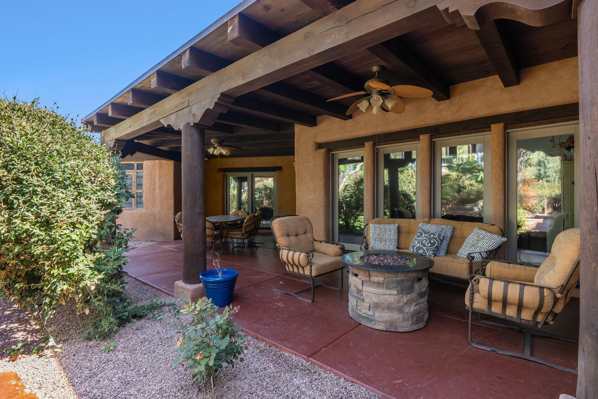 Los Ranchos, New Mexico, 87107, United States, 4 Bedrooms Bedrooms, ,6 BathroomsBathrooms,Residential,Active,1965830