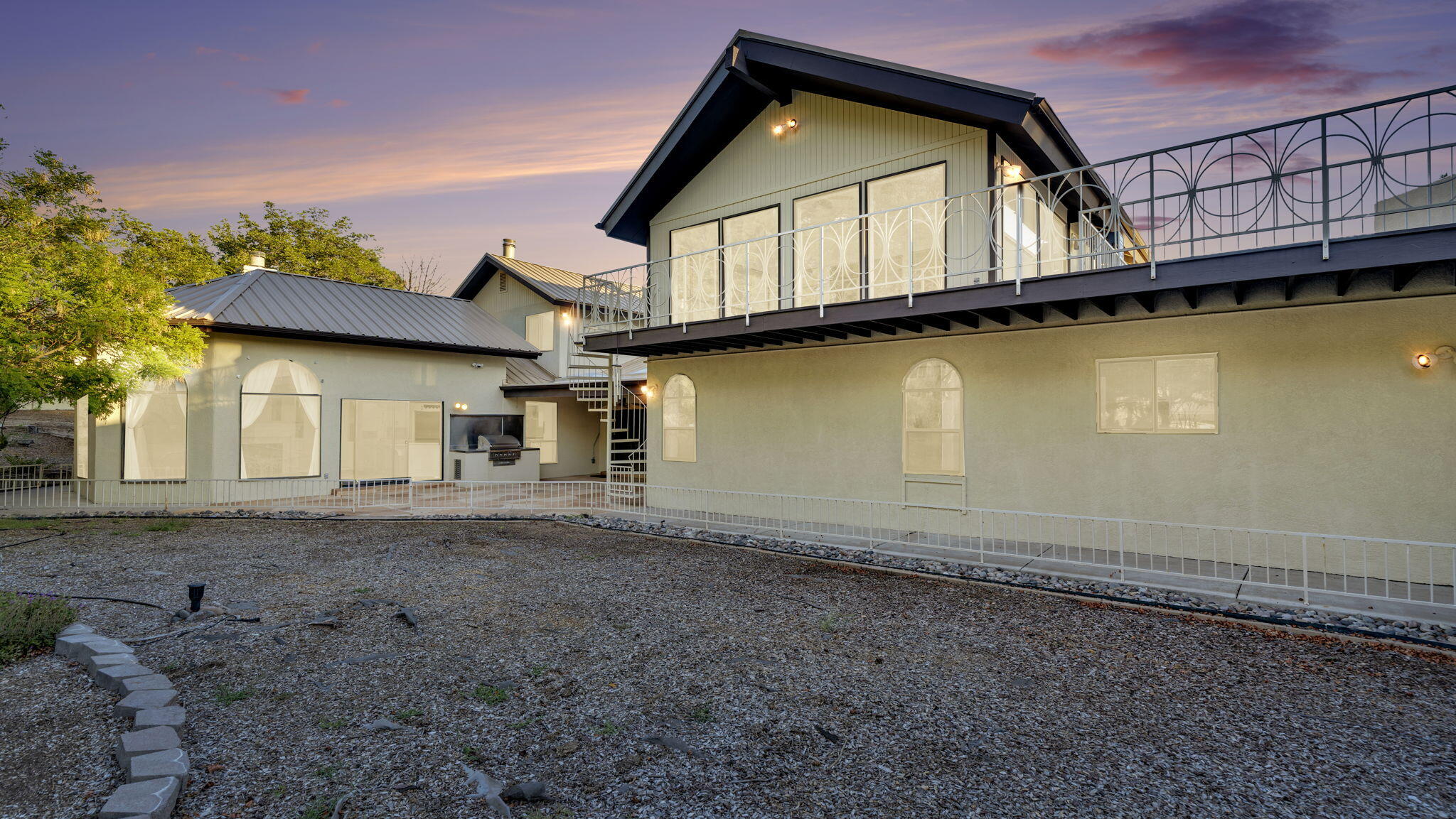Albuquerque, New Mexico, 87111, United States, 4 Bedrooms Bedrooms, ,3 BathroomsBathrooms,Residential,Active,1965790