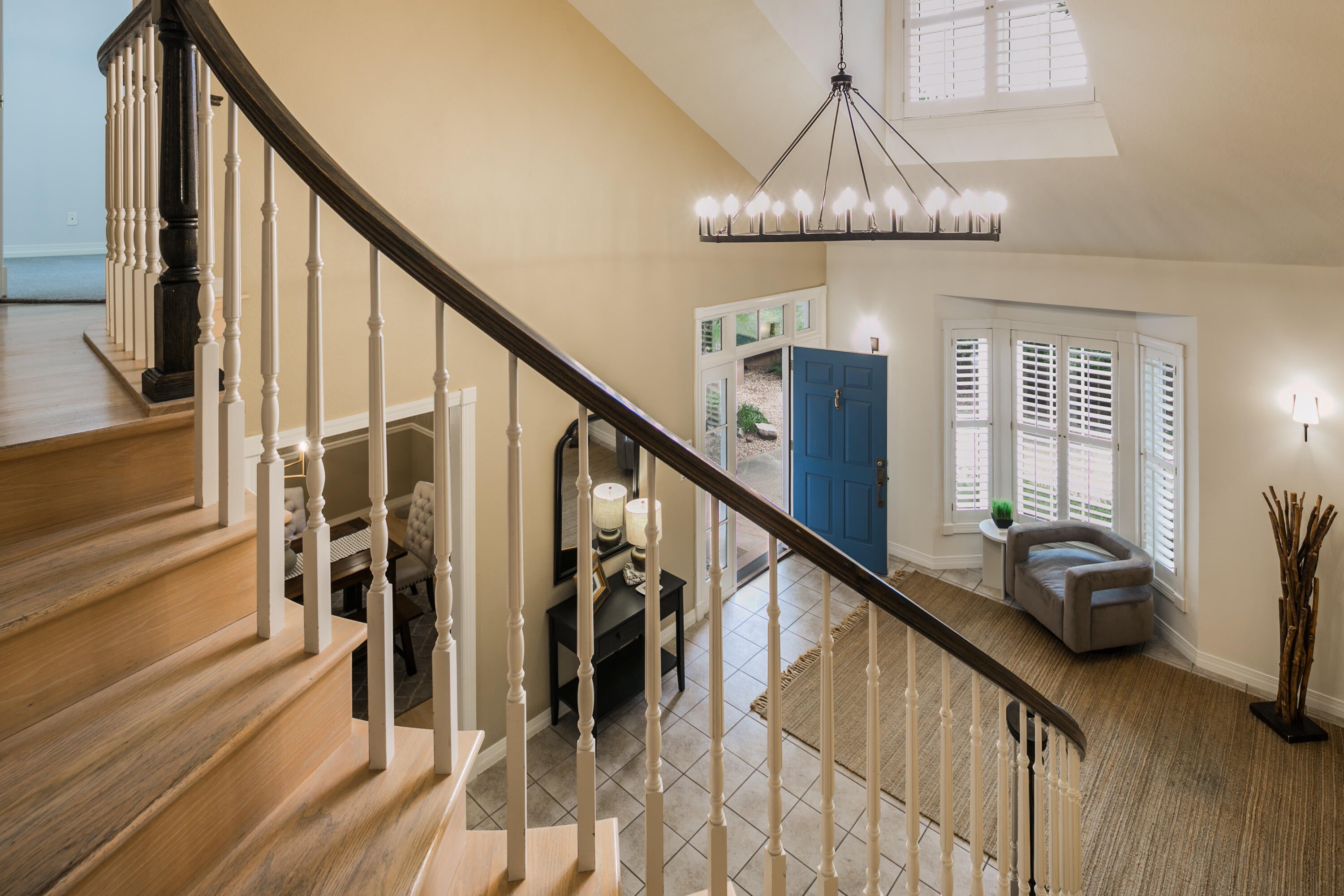 Los Ranchos, New Mexico, 87107, United States, 5 Bedrooms Bedrooms, ,5 BathroomsBathrooms,Residential,Active,1954307