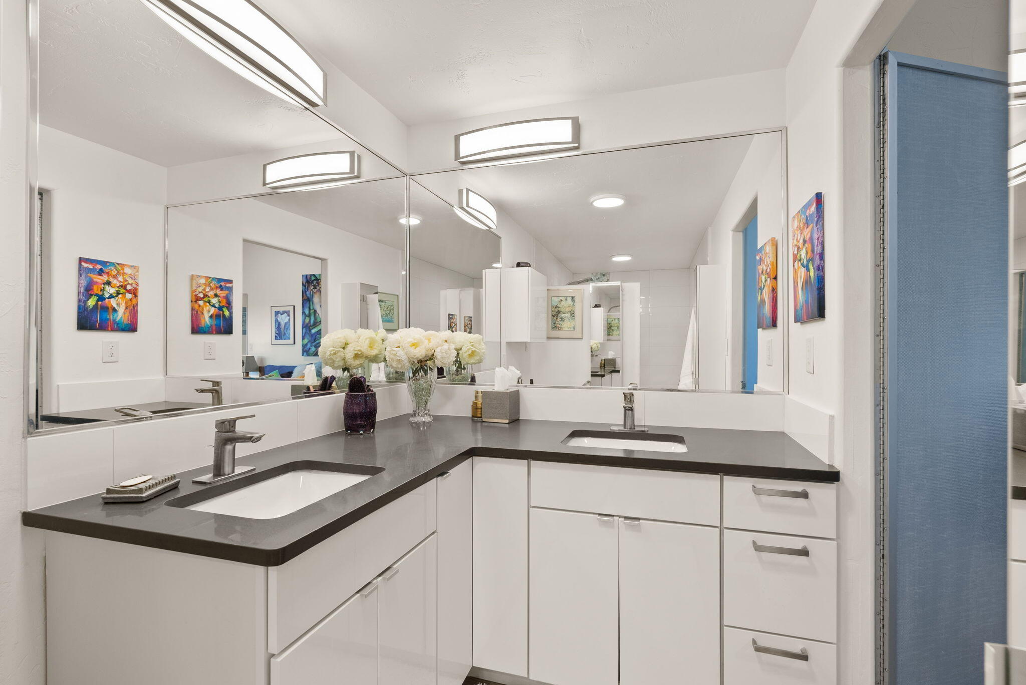 Pie Town, New Mexico, 87827, United States, 5 Bedrooms Bedrooms, ,3 BathroomsBathrooms,Residential,Active,1863330