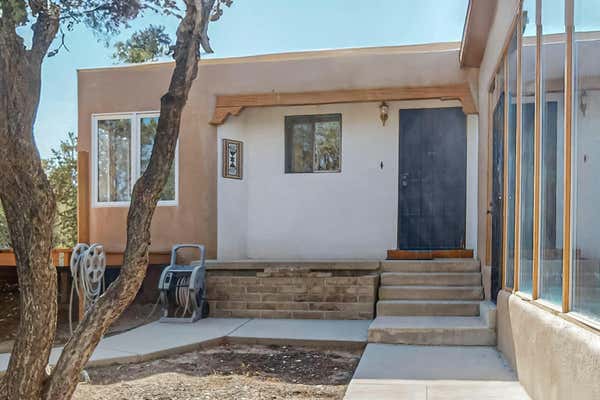 3939 QUAIL VIEW LN, SANTA FE, NM 87507, photo 2 of 42