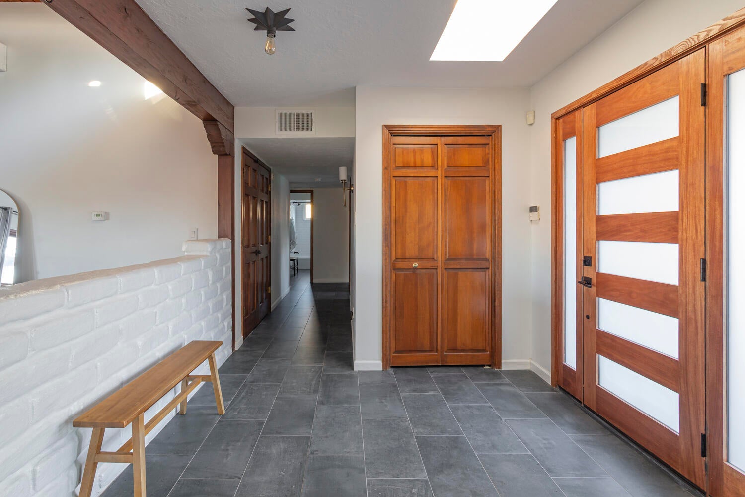 Albuquerque, New Mexico, 87107, United States, 4 Bedrooms Bedrooms, ,4 BathroomsBathrooms,Residential,Pending,2007350