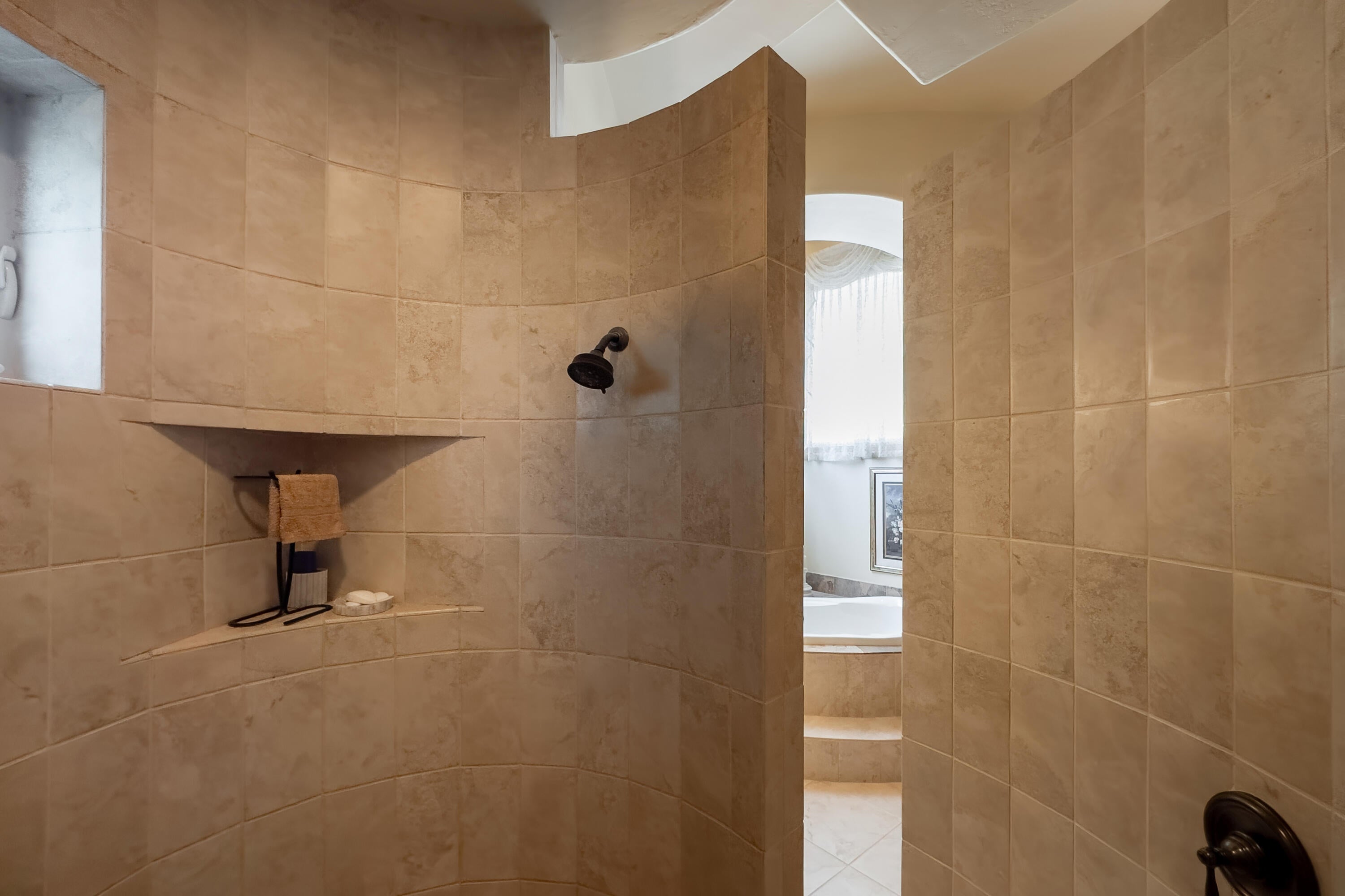 Albuquerque, New Mexico, 87111, United States, 3 Bedrooms Bedrooms, ,3 BathroomsBathrooms,Residential,Active,2042755