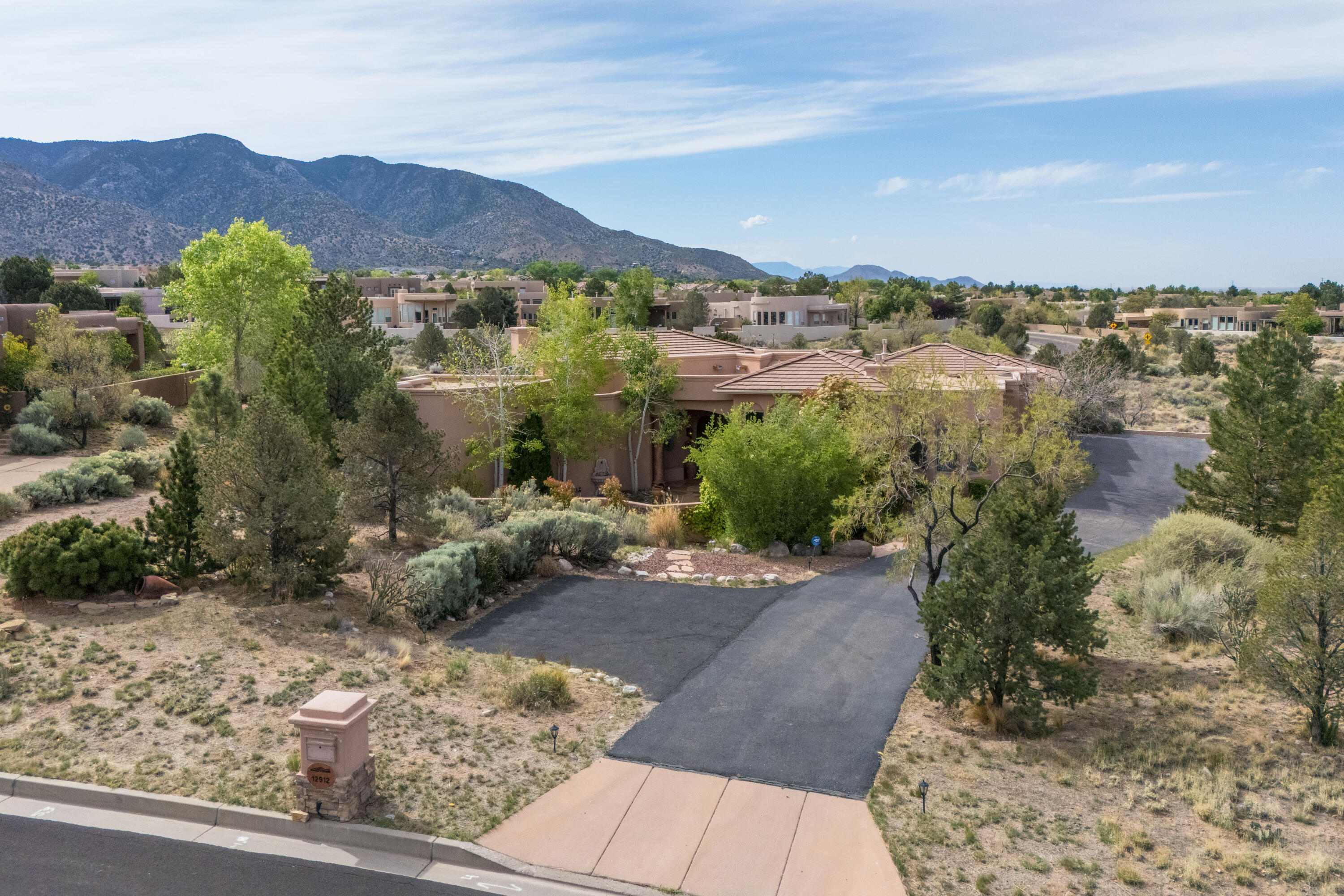 Albuquerque, New Mexico, 87111, United States, 3 Bedrooms Bedrooms, ,3 BathroomsBathrooms,Residential,Active,2042755