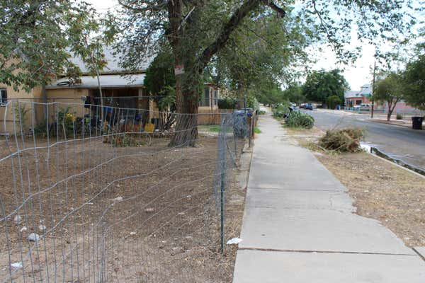 912 ARNO ST SE, ALBUQUERQUE, NM 87102, photo 5 of 14