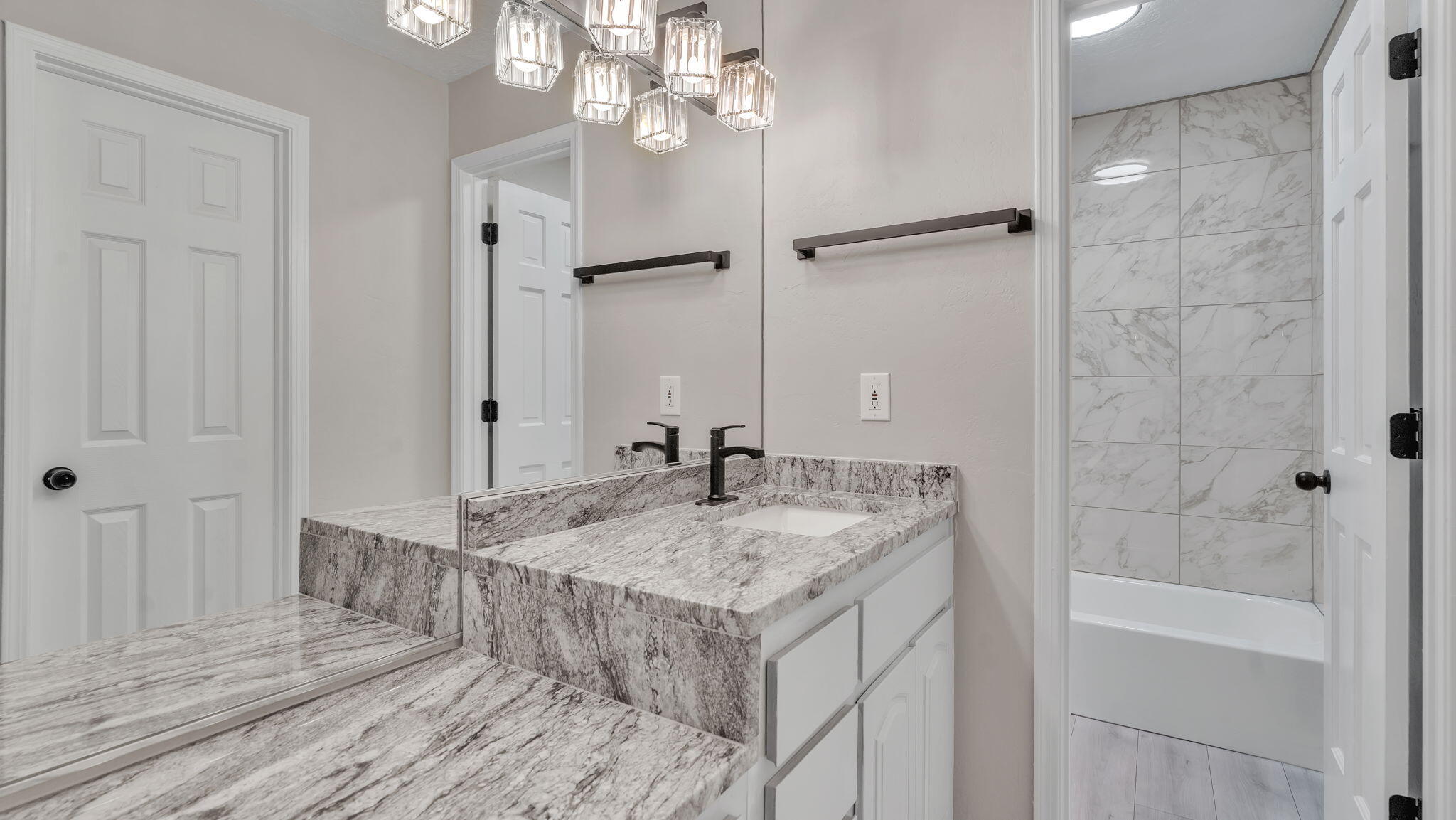 Albuquerque, New Mexico, 87111, United States, 4 Bedrooms Bedrooms, ,3 BathroomsBathrooms,Residential,Active,1965790