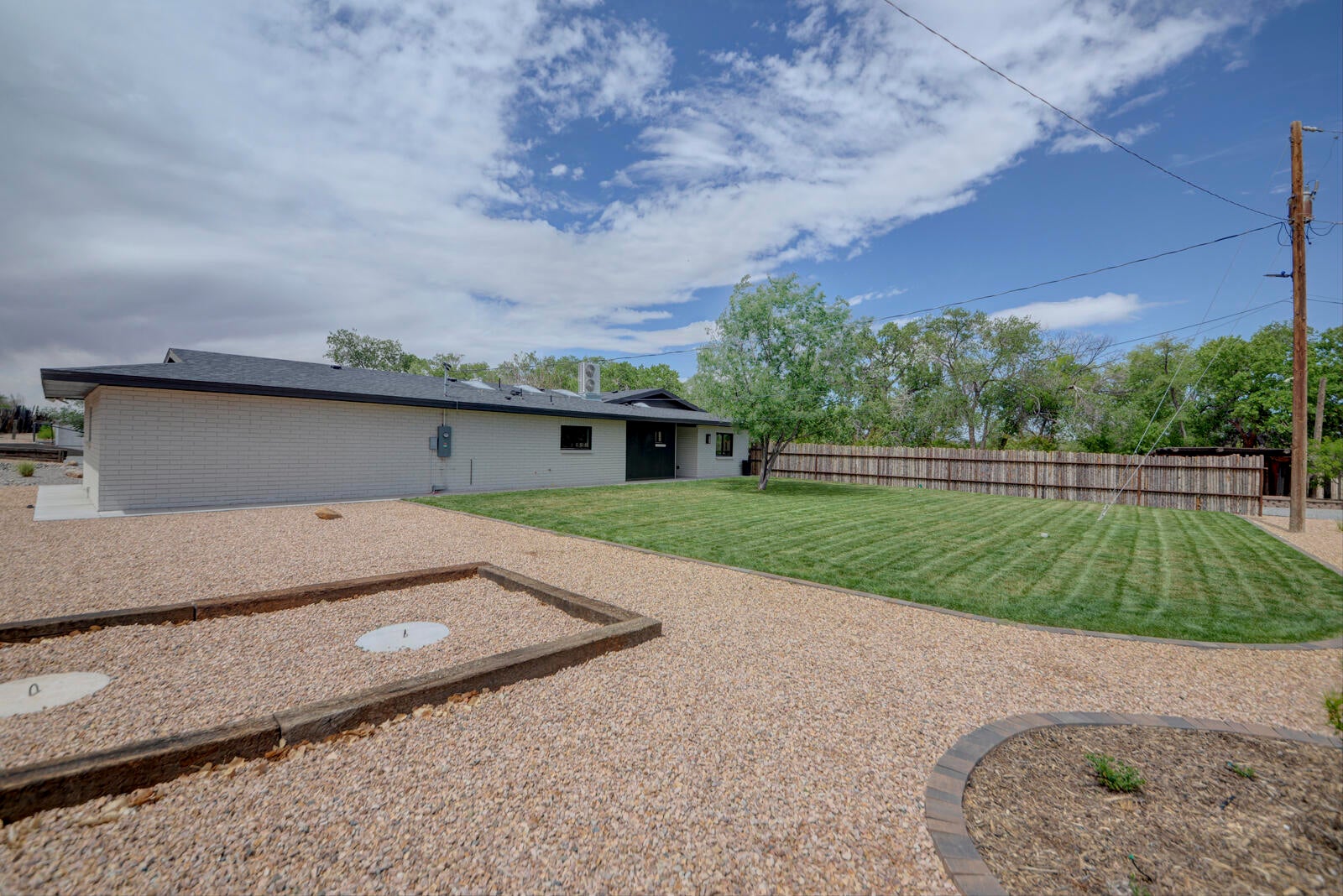 Albuquerque, New Mexico, 87113, United States, 4 Bedrooms Bedrooms, ,3 BathroomsBathrooms,Residential,Active,1824505