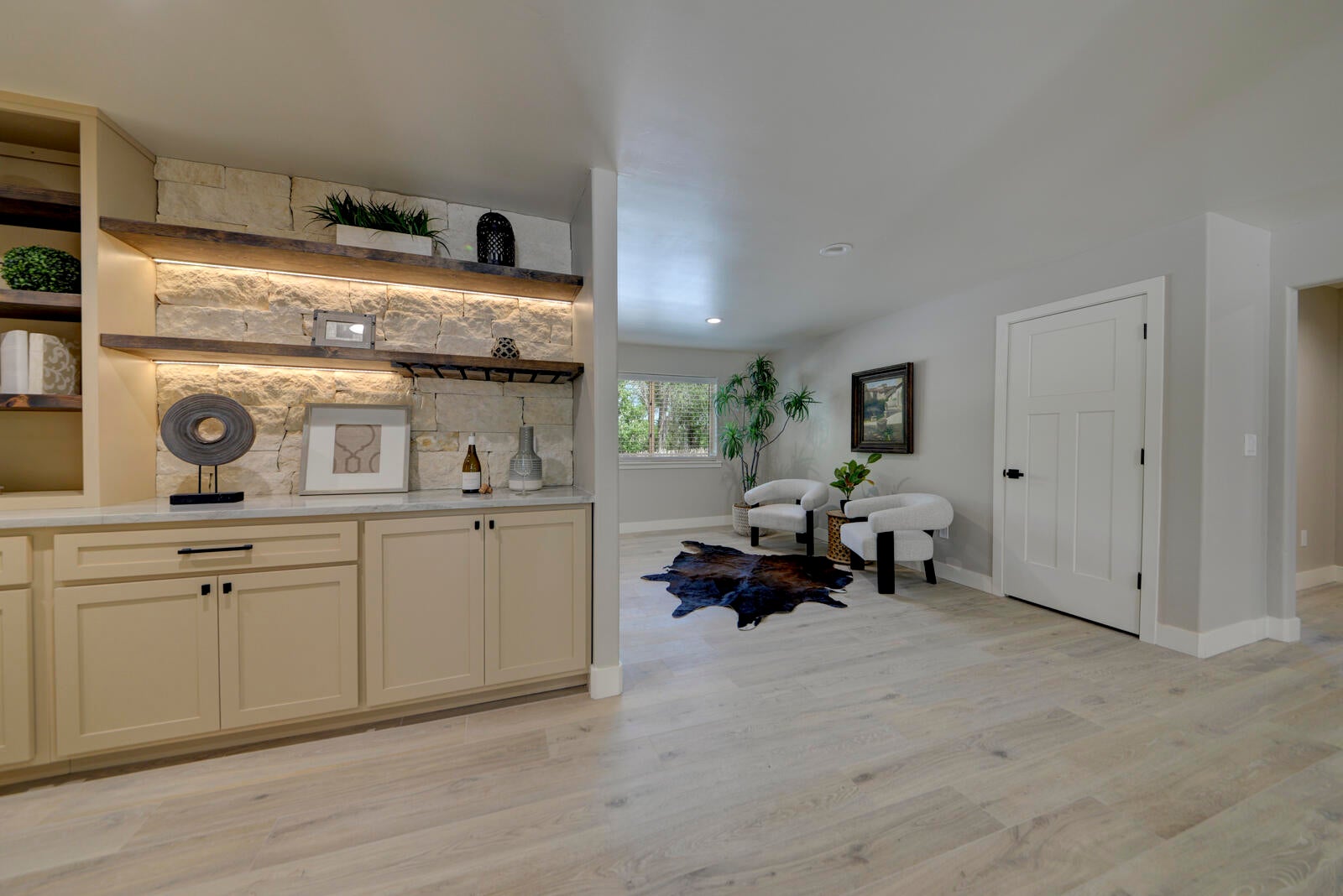 Albuquerque, New Mexico, 87113, United States, 4 Bedrooms Bedrooms, ,3 BathroomsBathrooms,Residential,Active,1824505