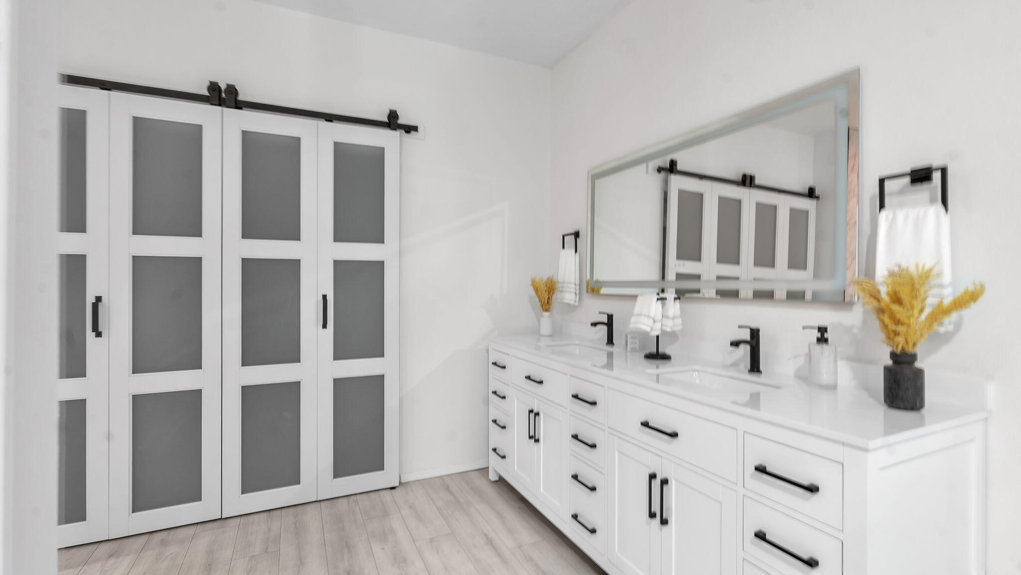 Albuquerque, New Mexico, 87111, United States, 4 Bedrooms Bedrooms, ,3 BathroomsBathrooms,Residential,Active,1965790