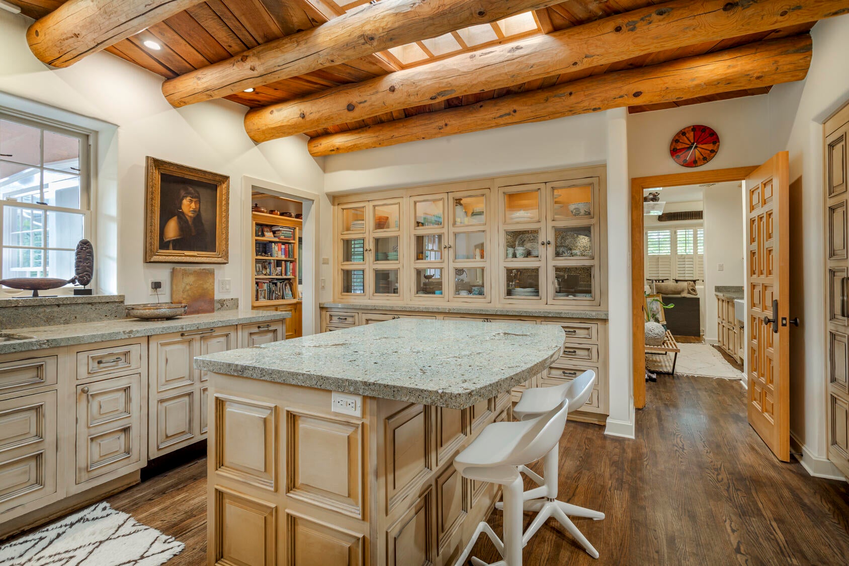 Albuquerque, New Mexico, 87110, United States, 4 Bedrooms Bedrooms, ,4 BathroomsBathrooms,Residential,Active,2034294